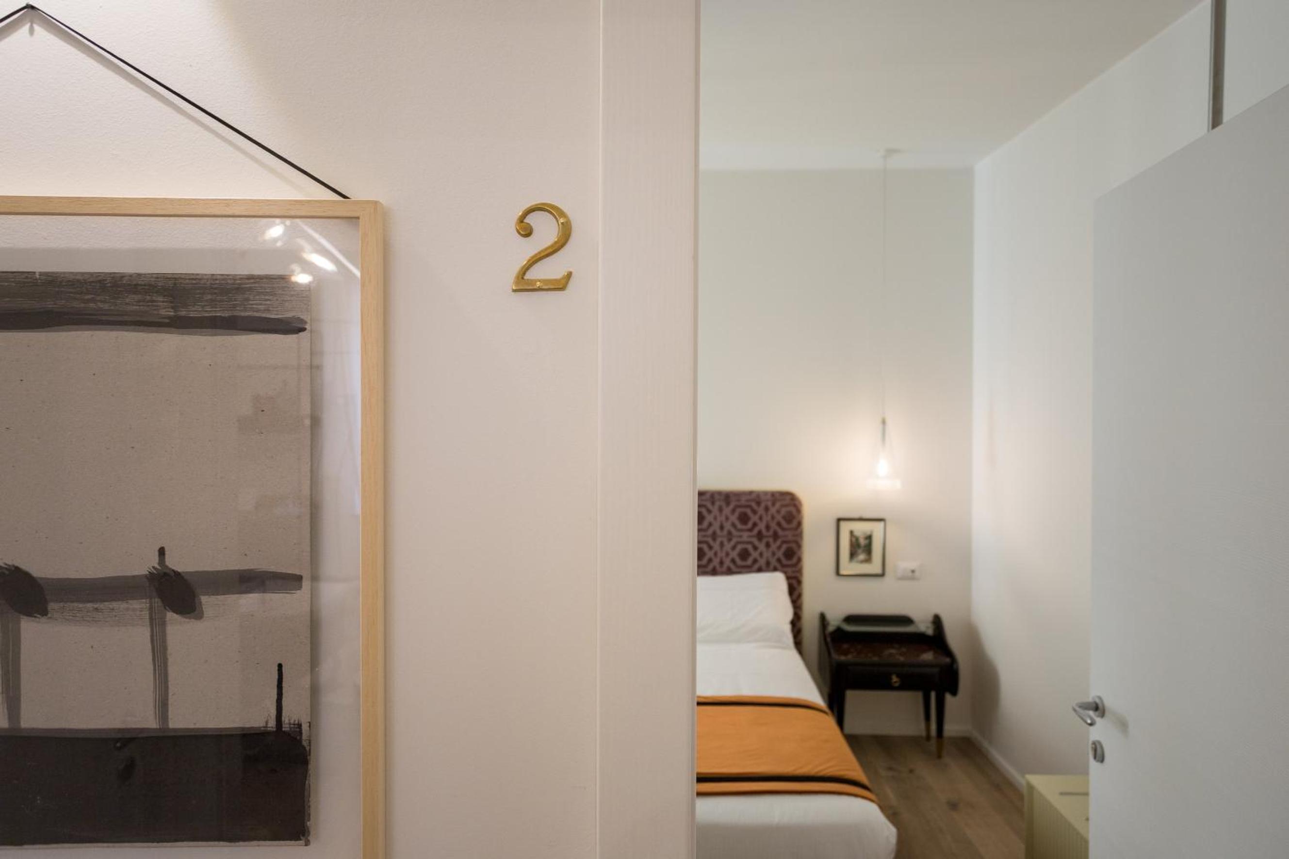 Deluxe Room - Photo 2