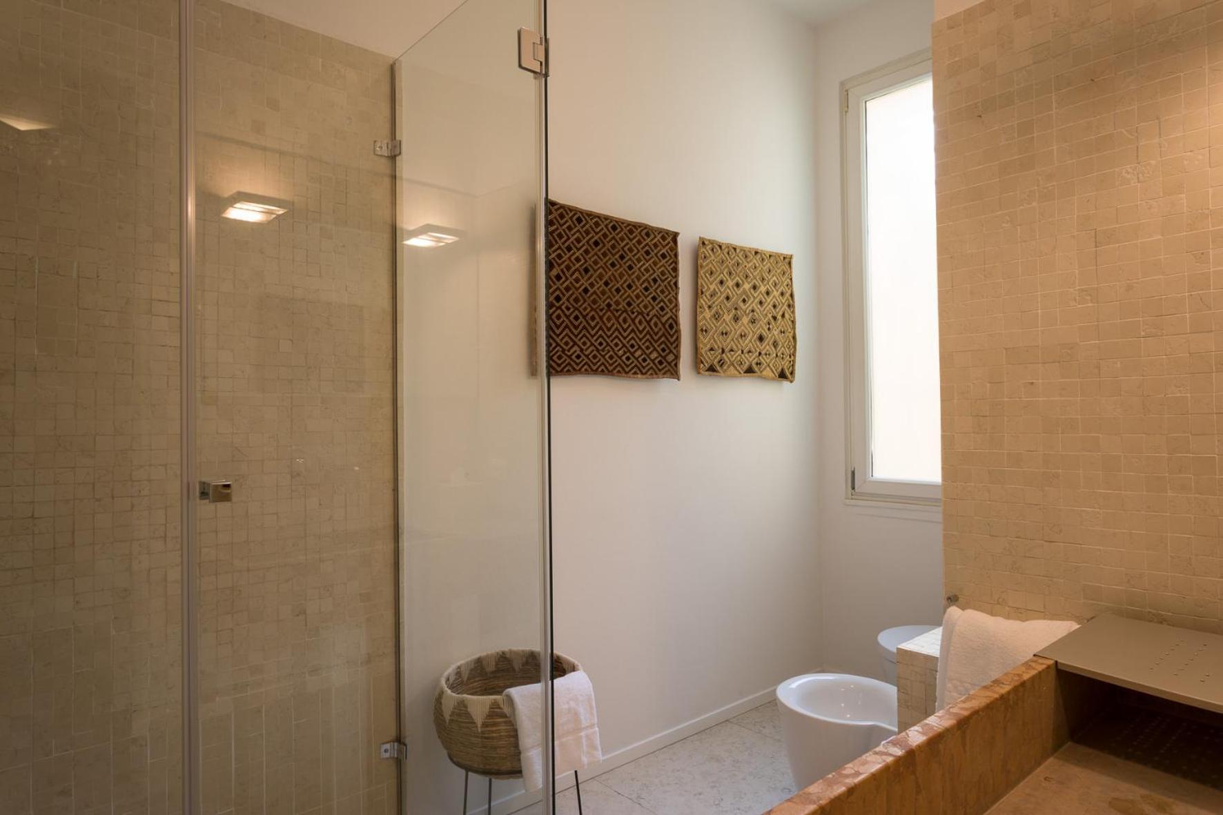 Superior Triple Room - Photo 9