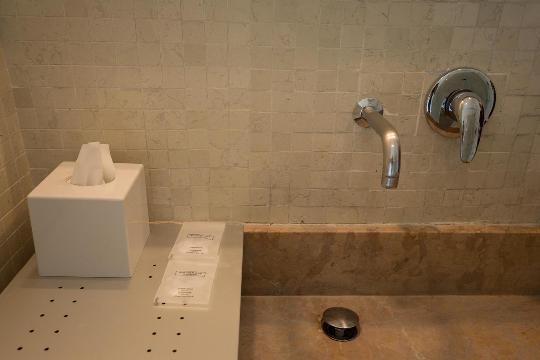 Superior Triple Room - Photo 8