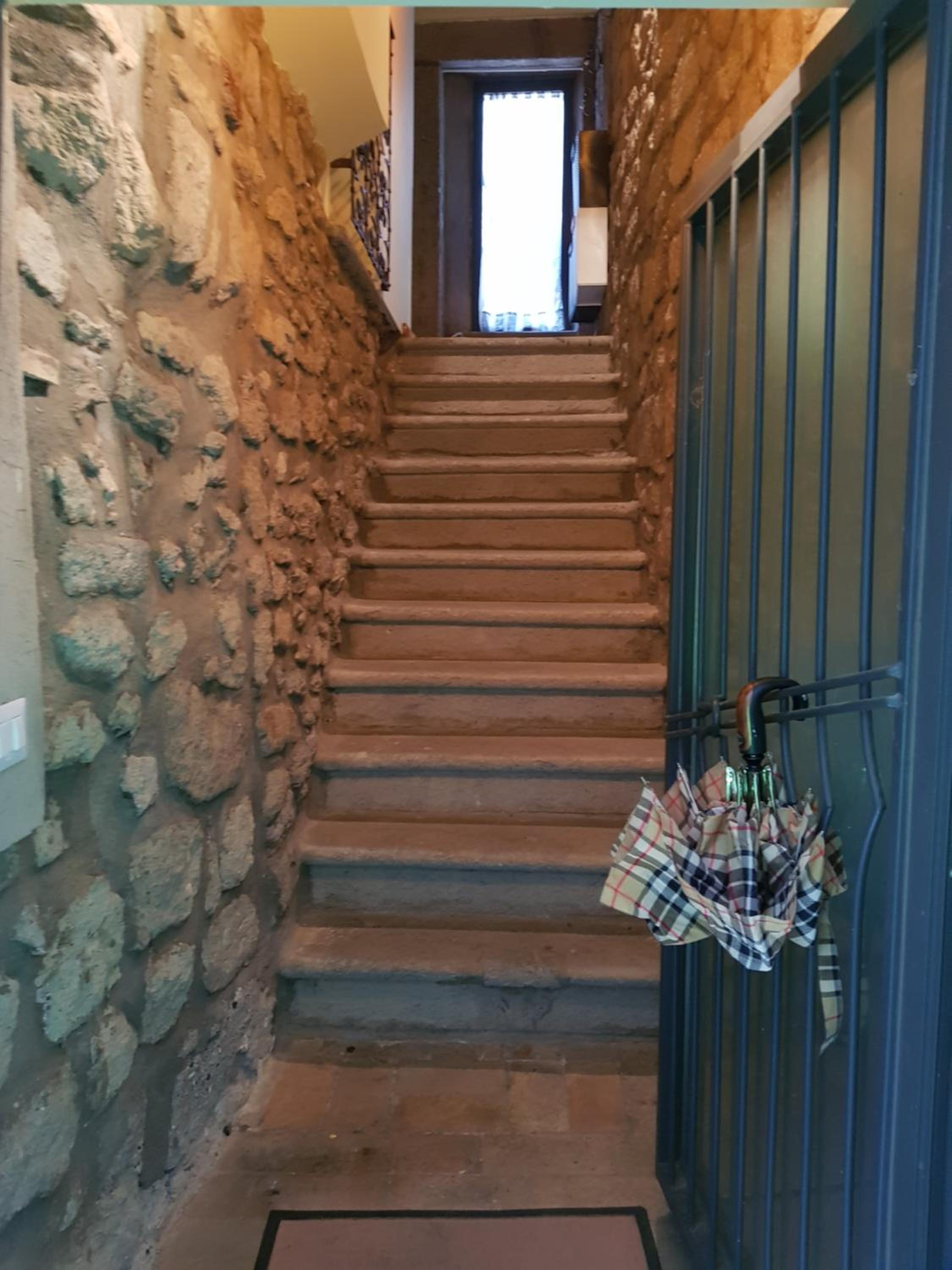 Two-Bedroom House - Photo 12