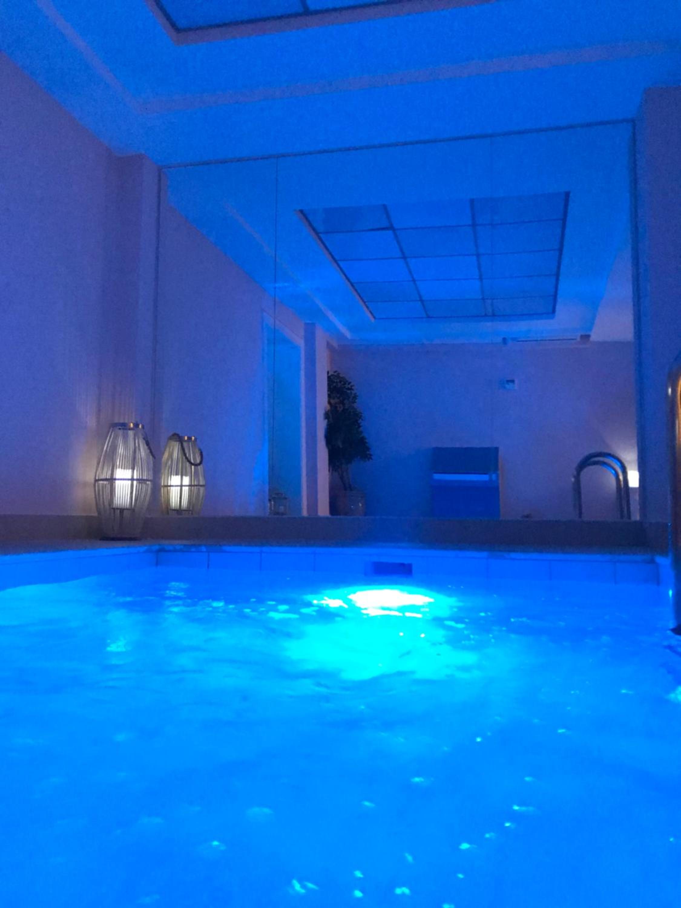 Standard Double Room with Spa Access photo 2