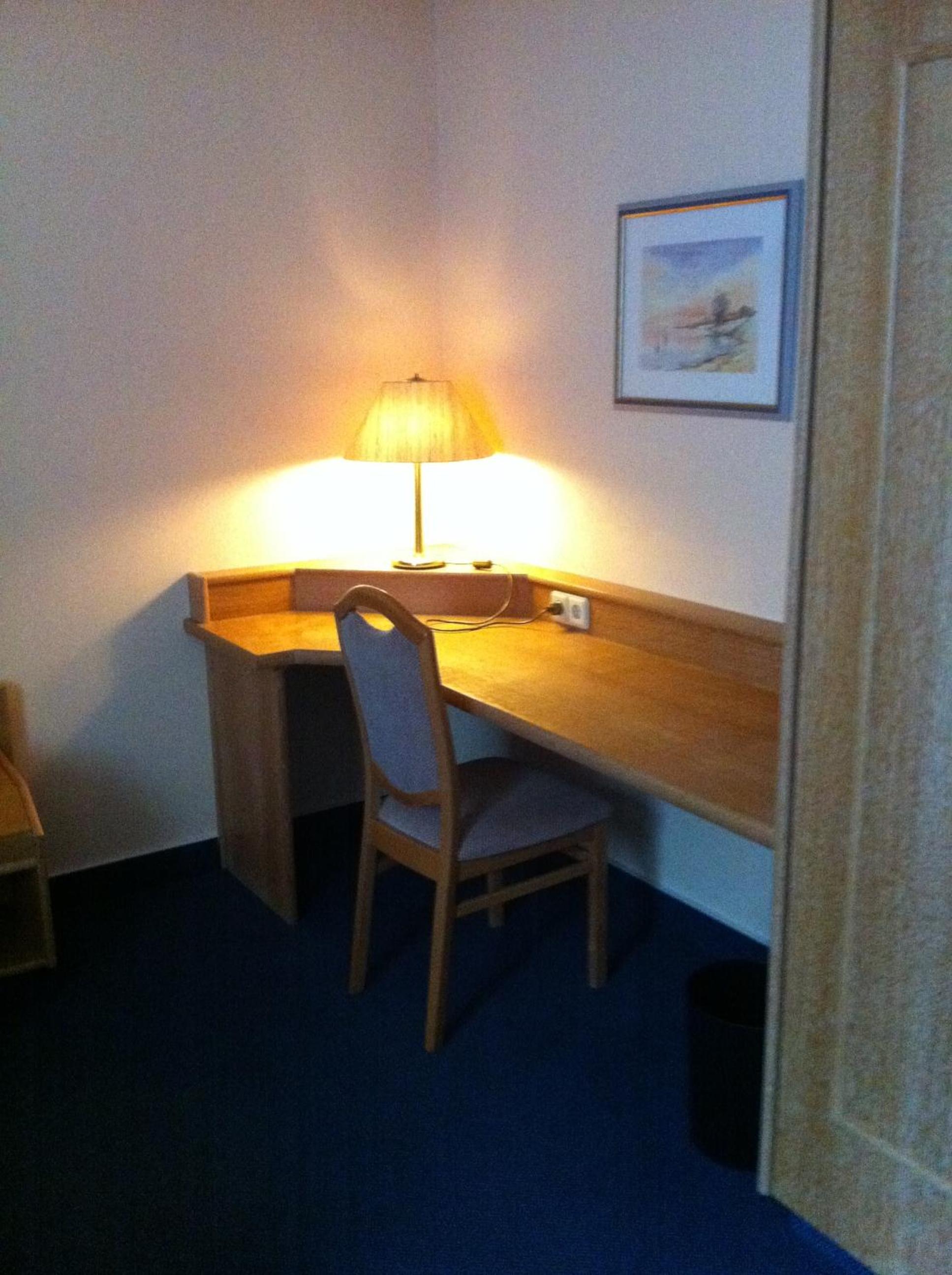 Double or Twin Room photo 3