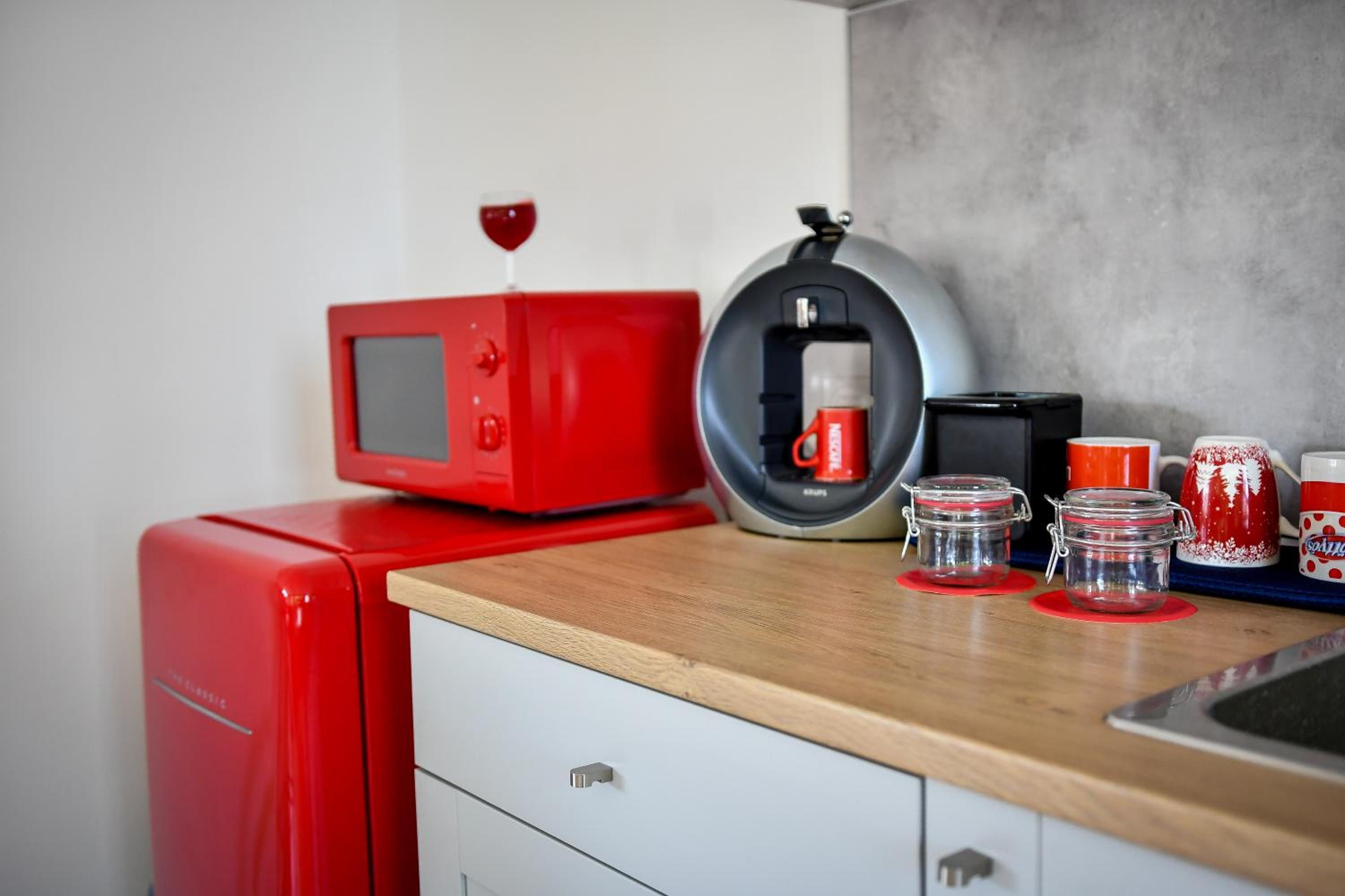 One-Bedroom Apartment - Photo 49