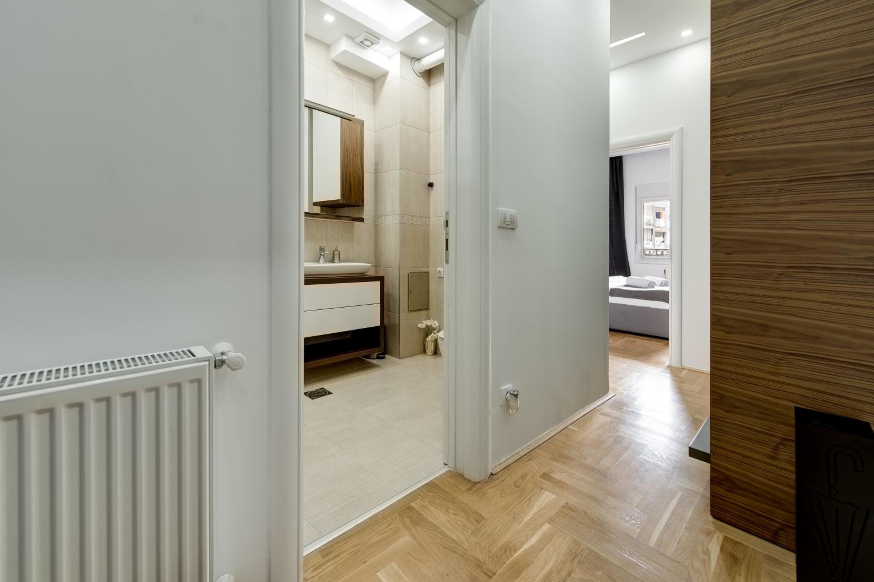 Apartment photo 3
