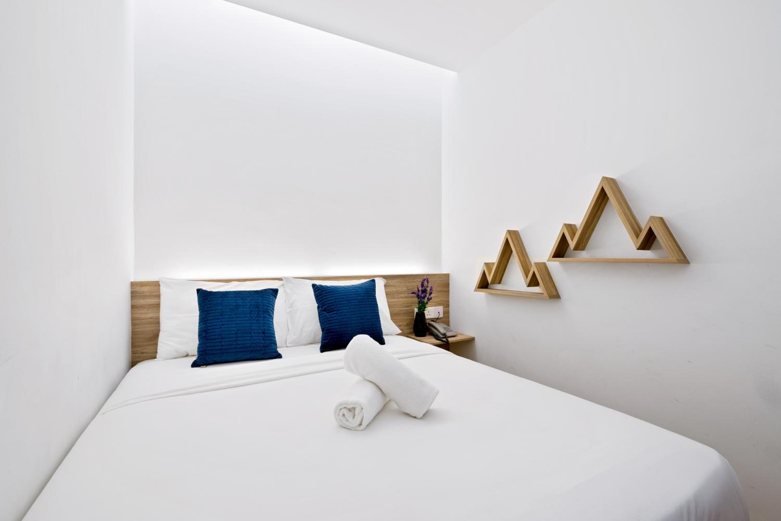 Queen Room - Photo 2