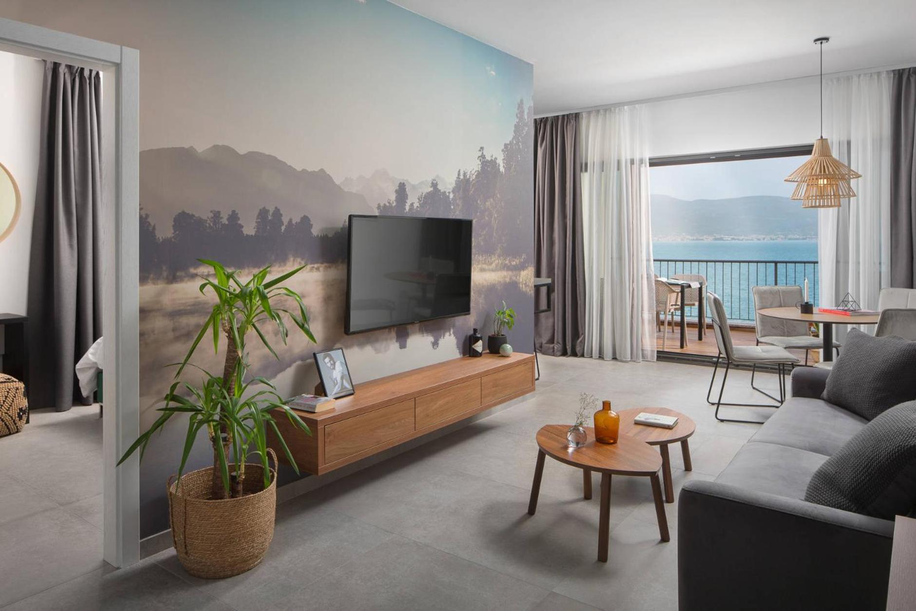 Apartment With Sea View