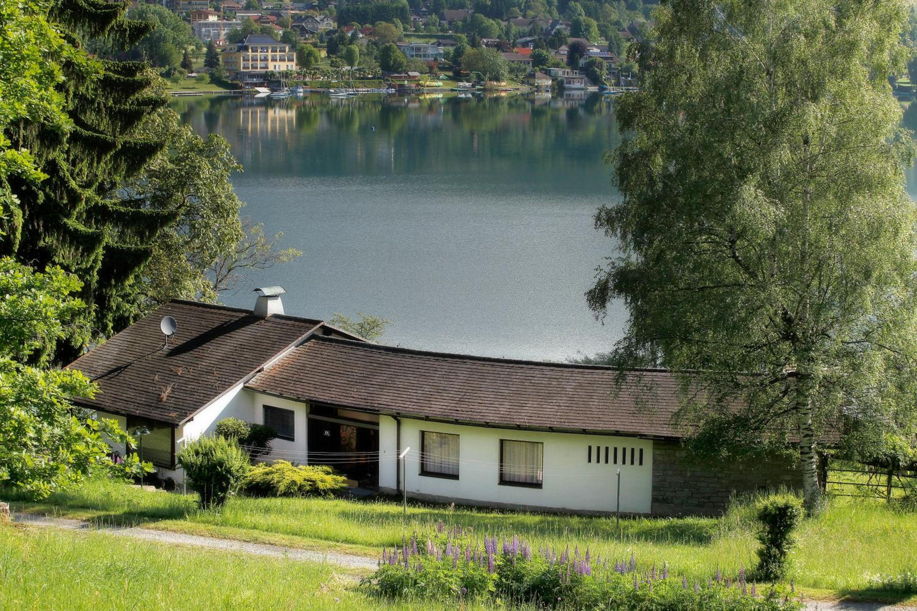 Bungalow - Water Front  photo 2