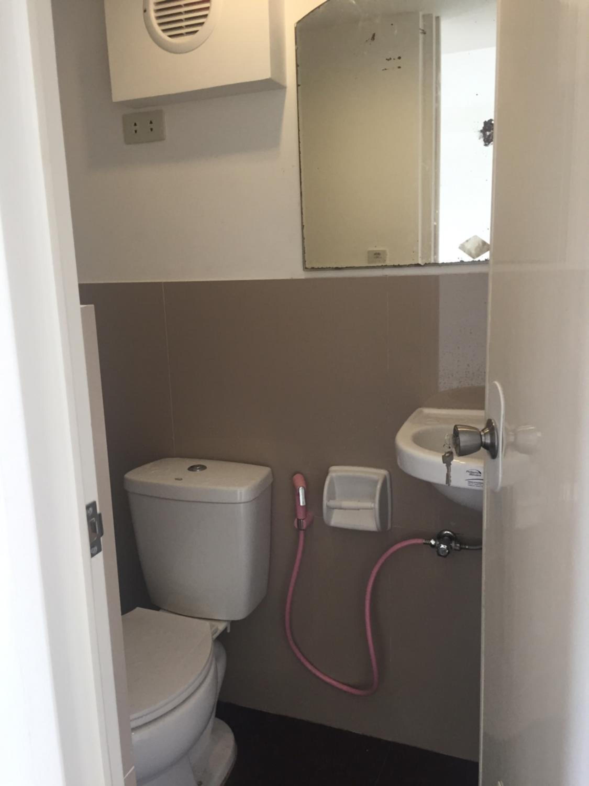 Single Room with Bathroom photo 3