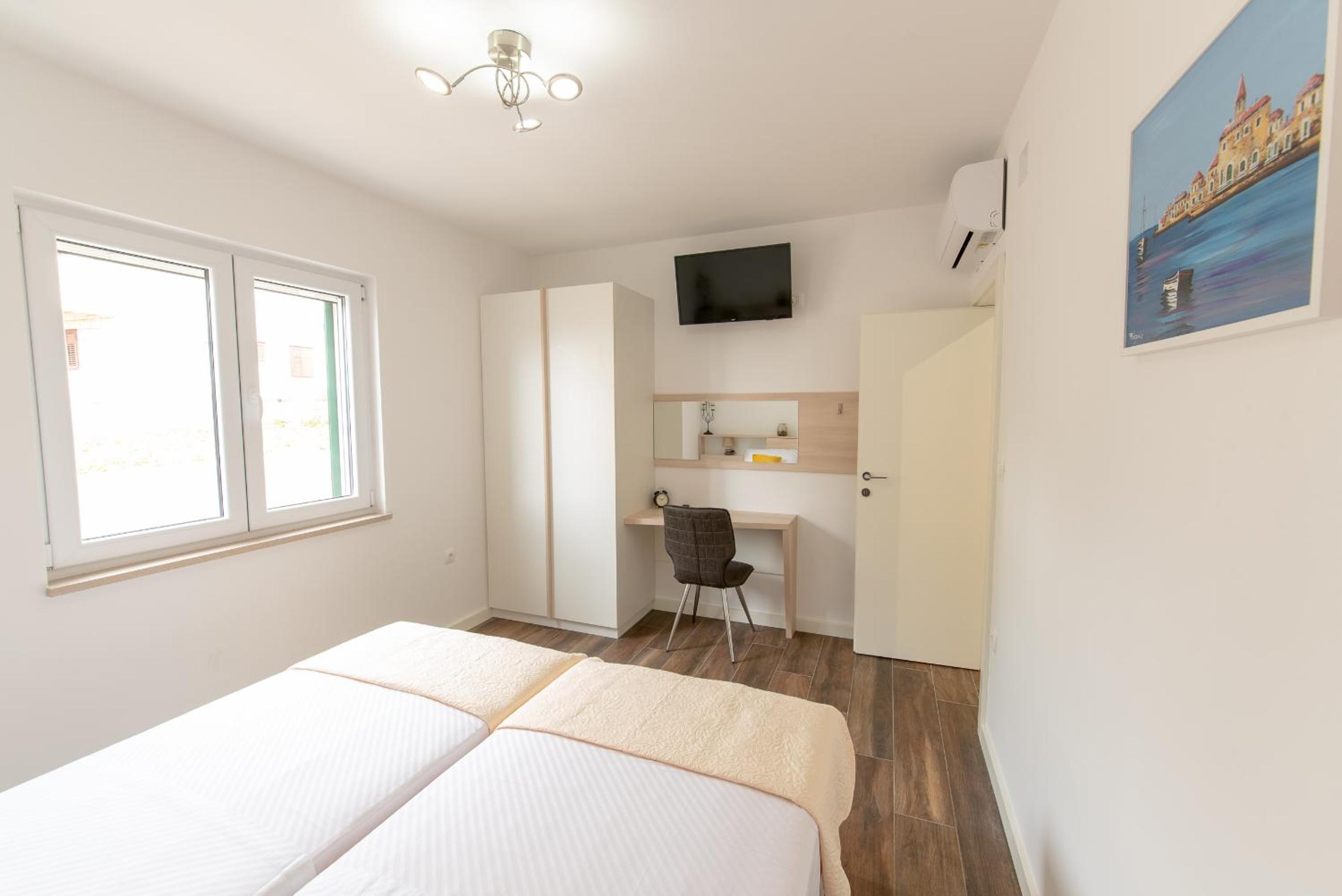 Two-Bedroom House photo 2