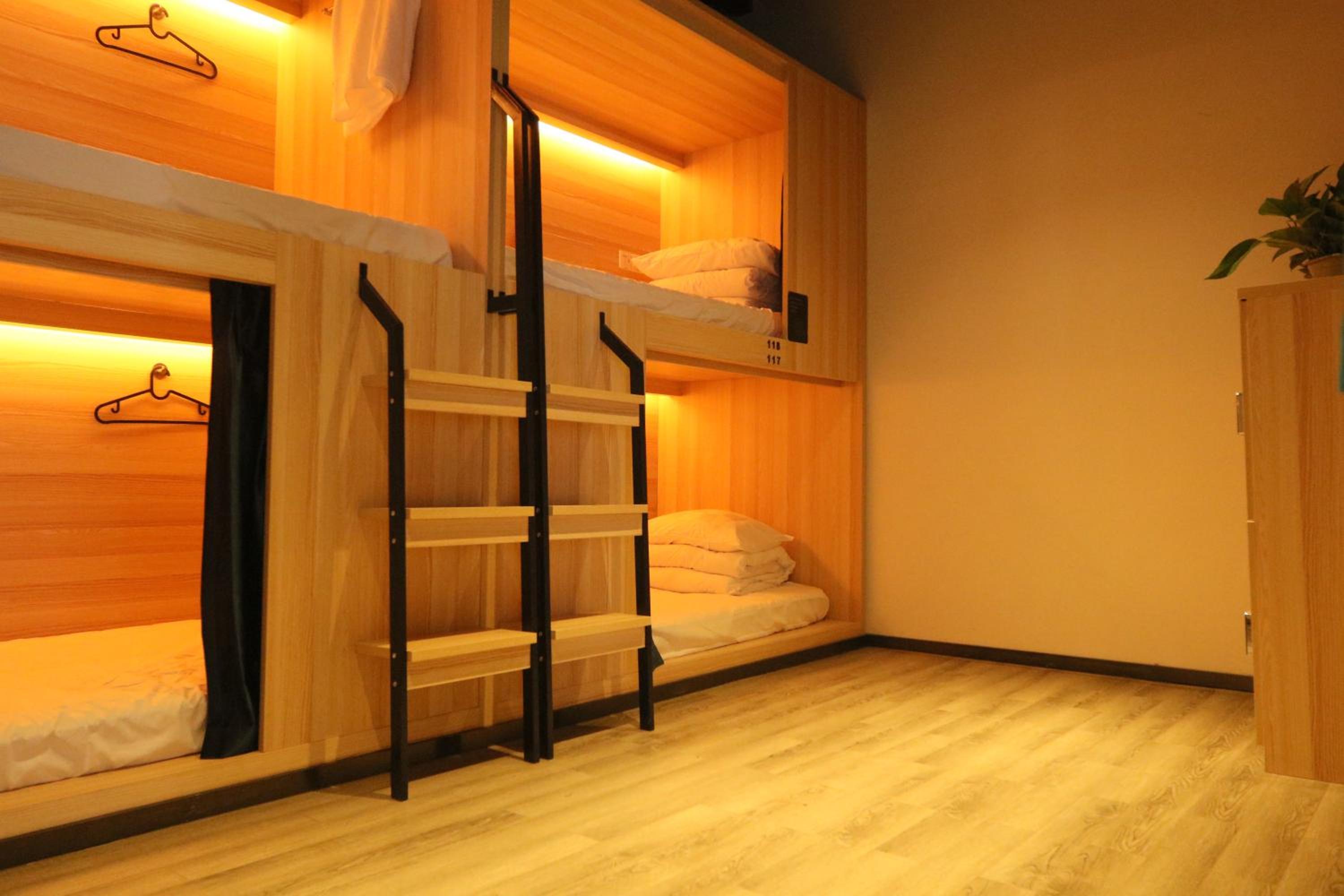 Bed In 6-Bed Female Dormitory Room photo 1