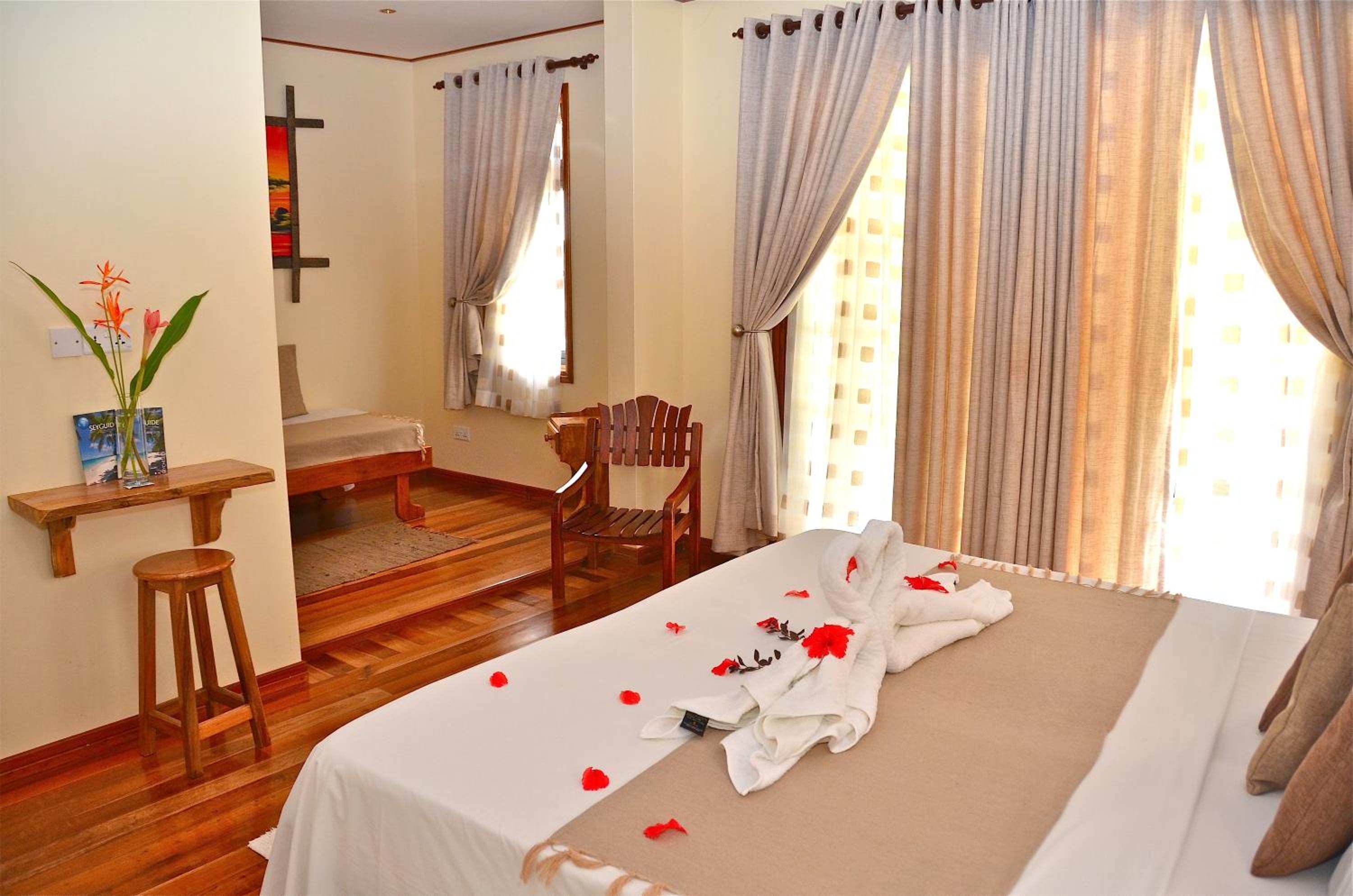 Deluxe Room photo 3