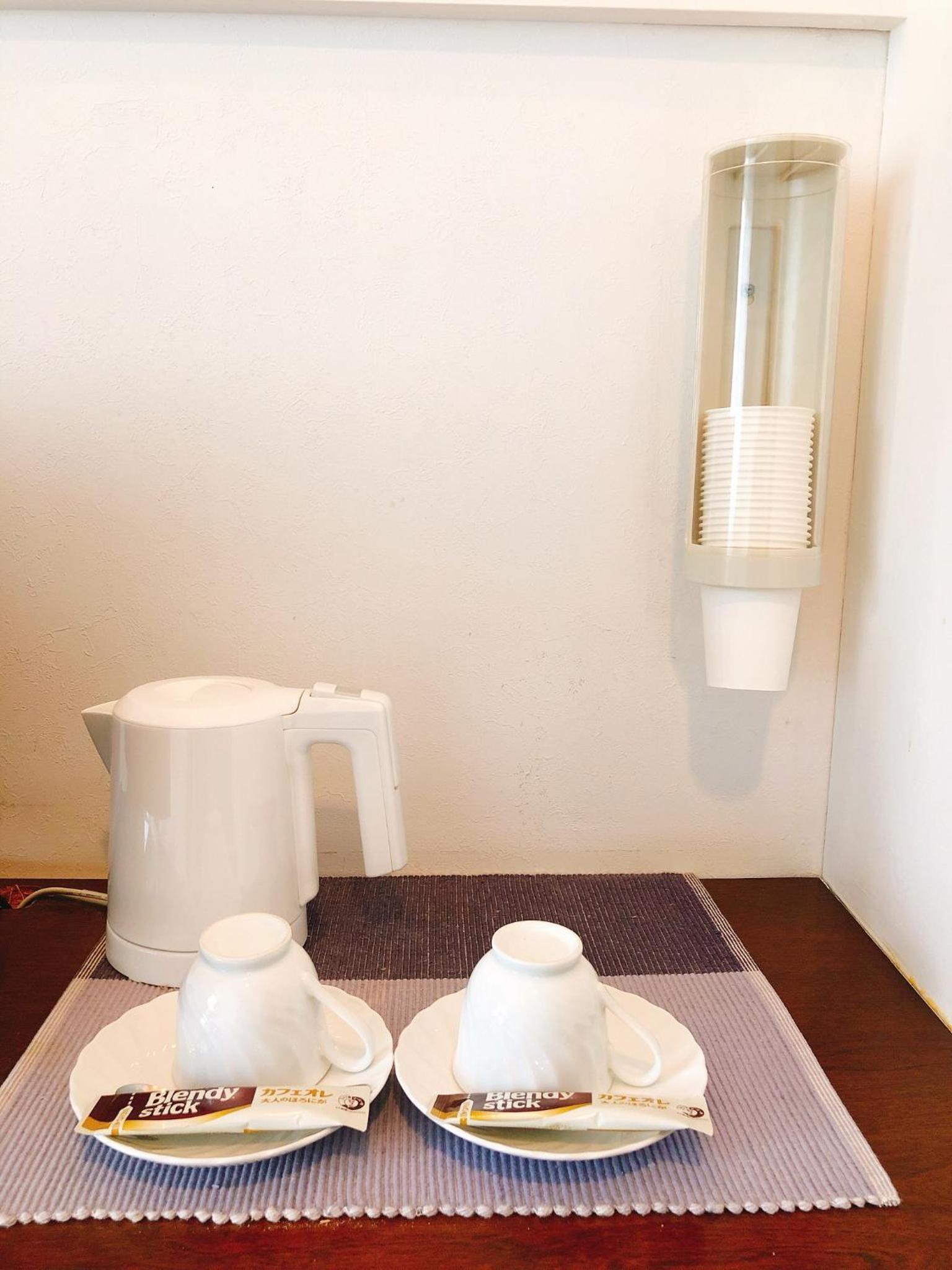 Standard Twin Room - Photo 5