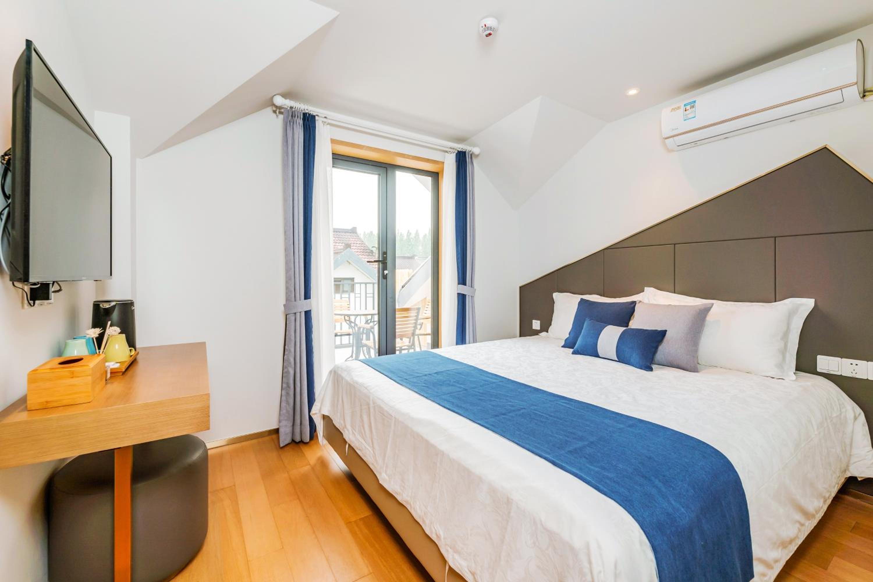Two-Bedroom Suite photo 2