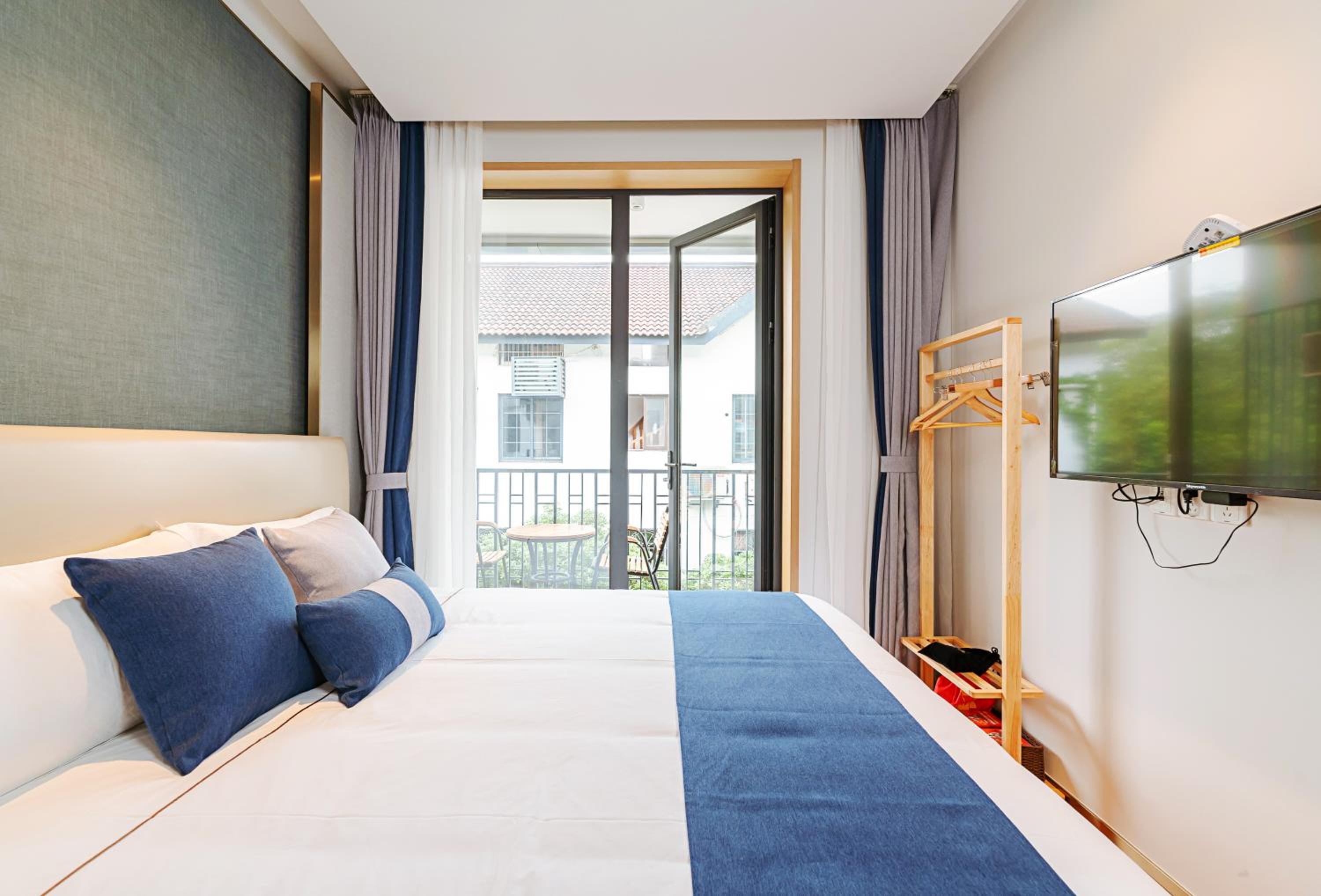 Double Room with Balcony photo 1