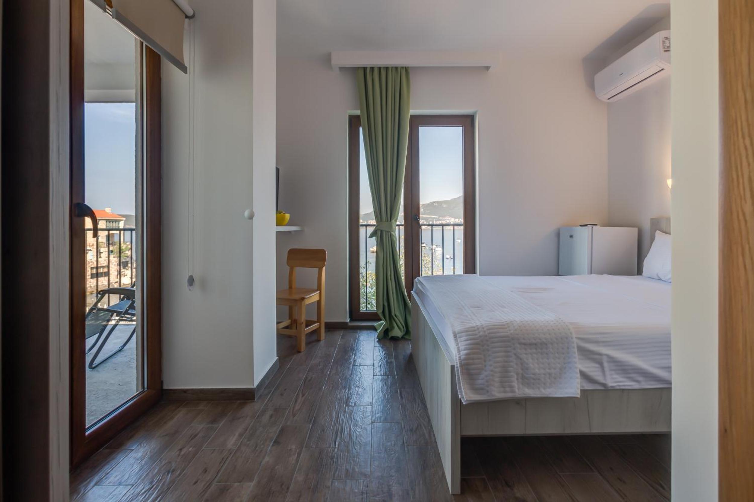 Junior Suite with Balcony