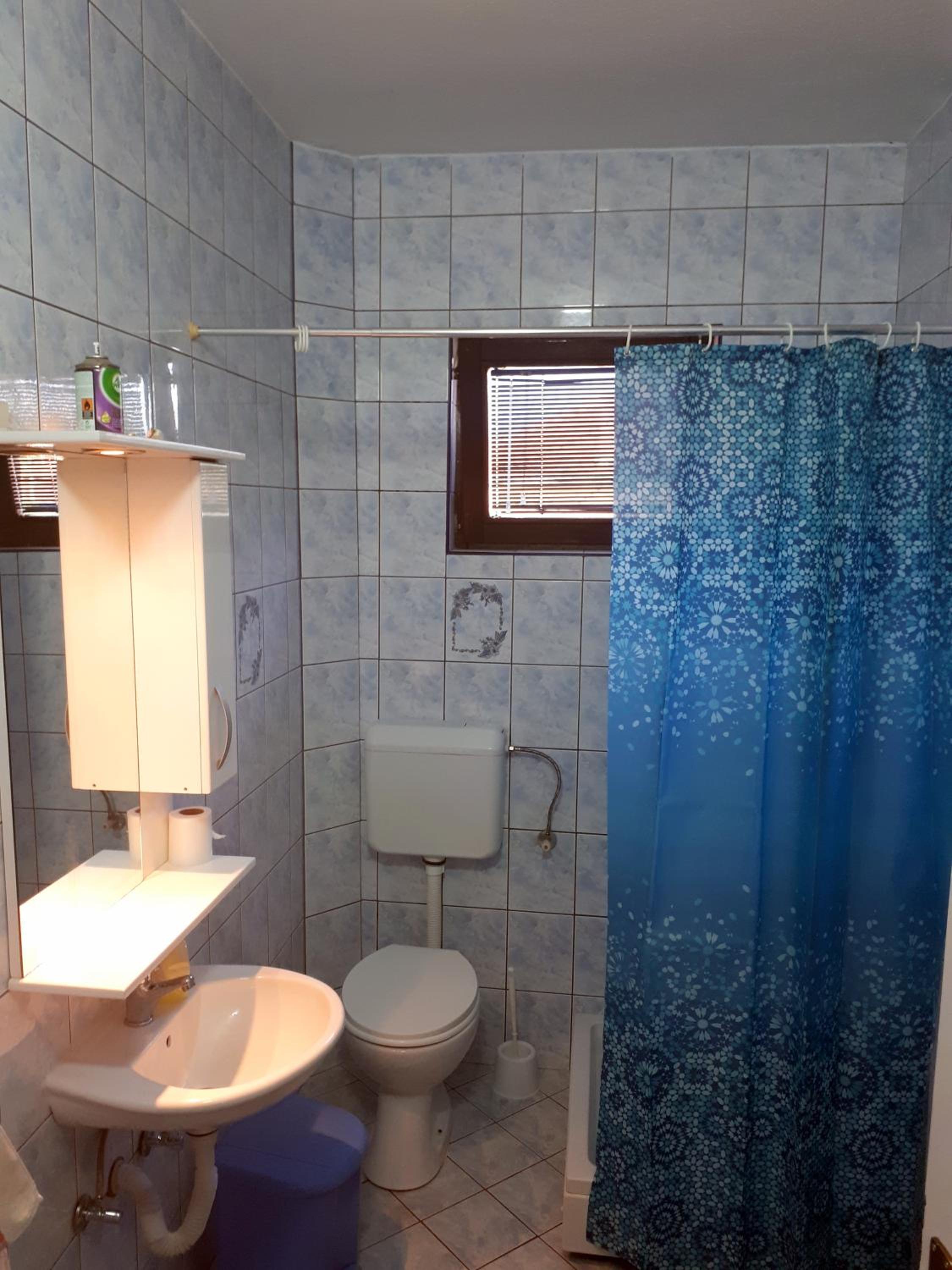 Twin Room with Shared Toilet photo 3