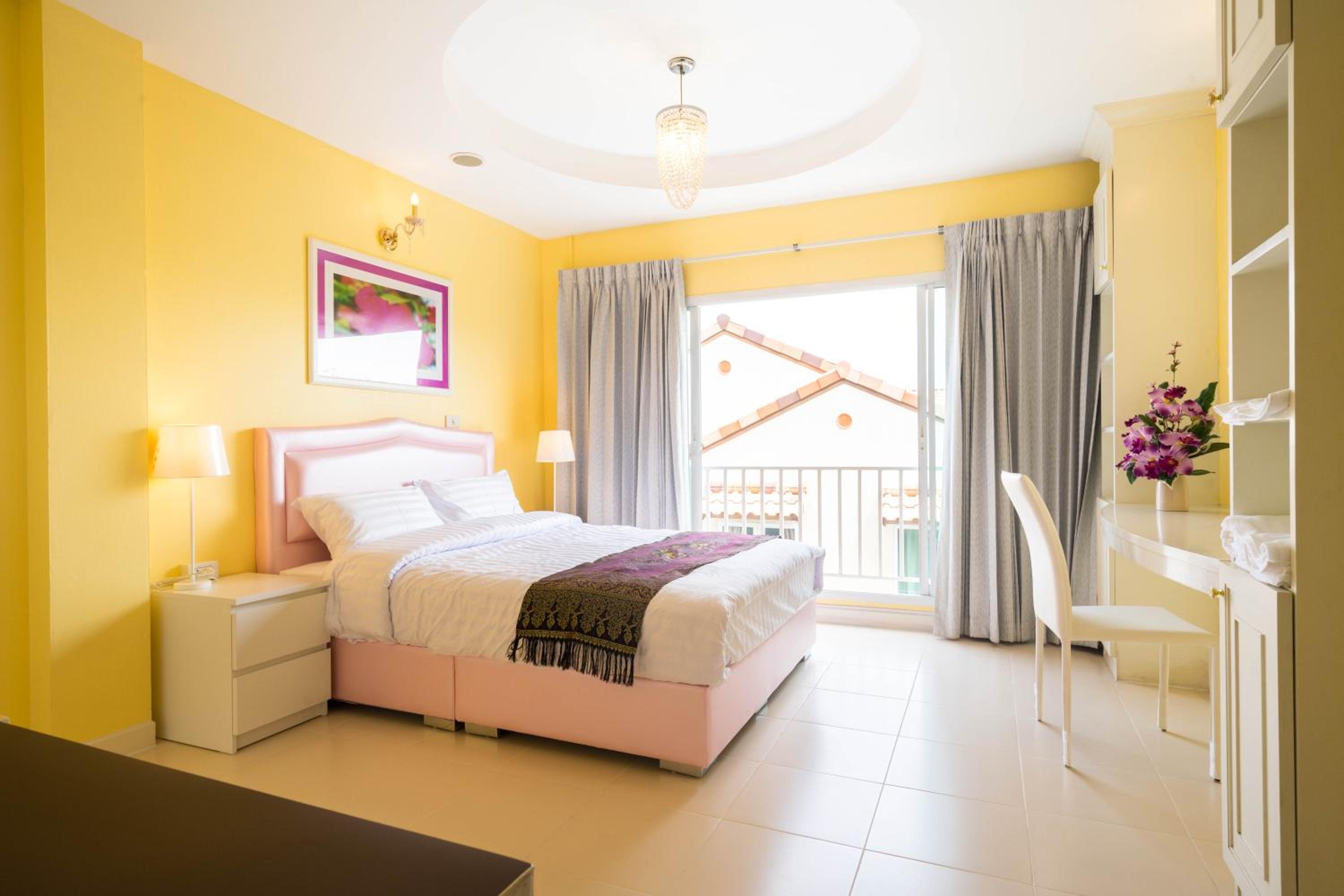 Deluxe Double Room - Photo 7