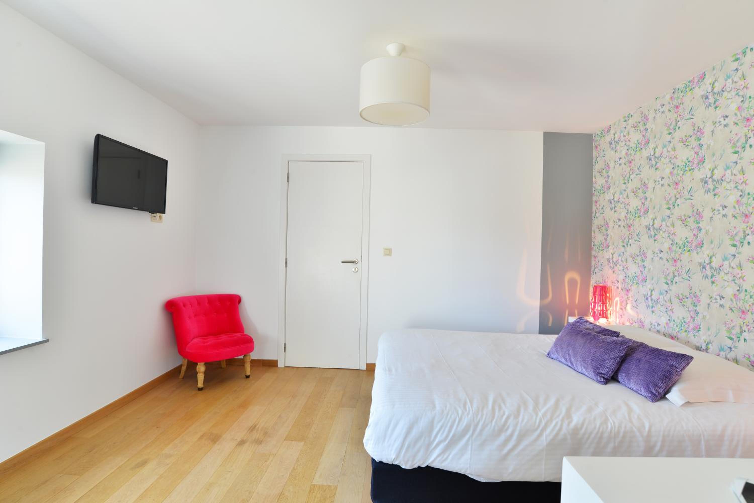 Suite with Terrace - Photo 5