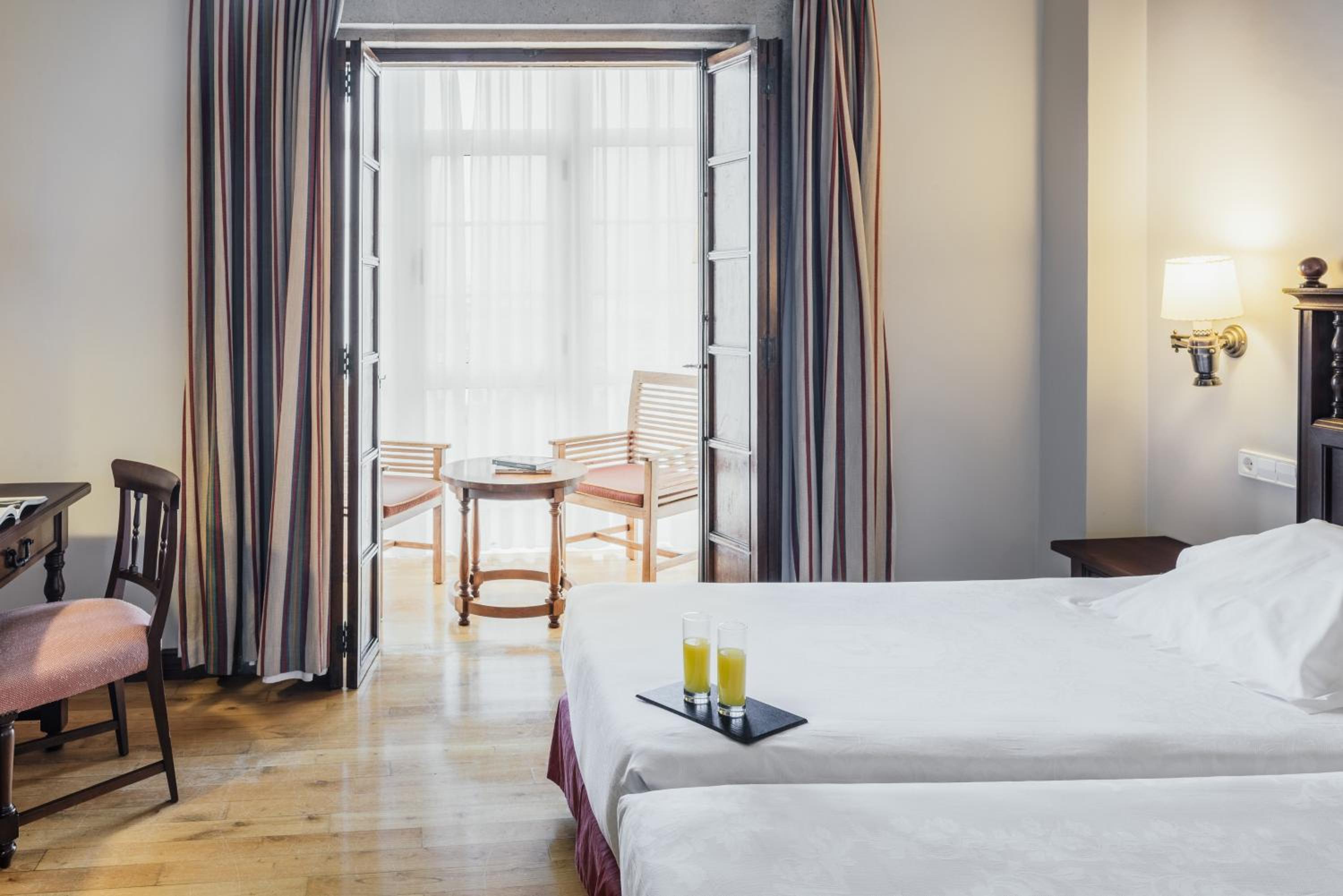 Standard Double Room - Photo 1