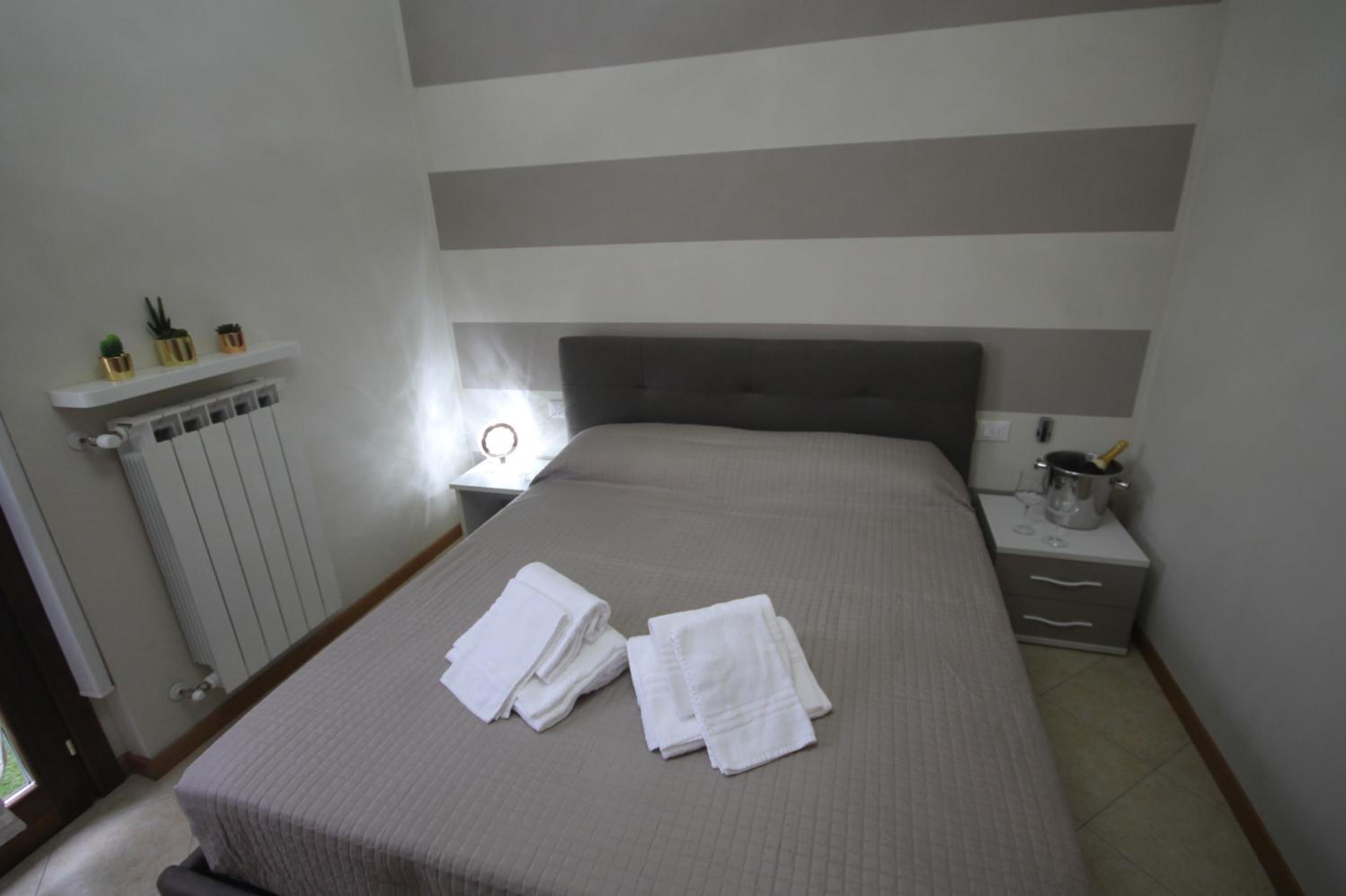 Deluxe Apartment - Photo 11