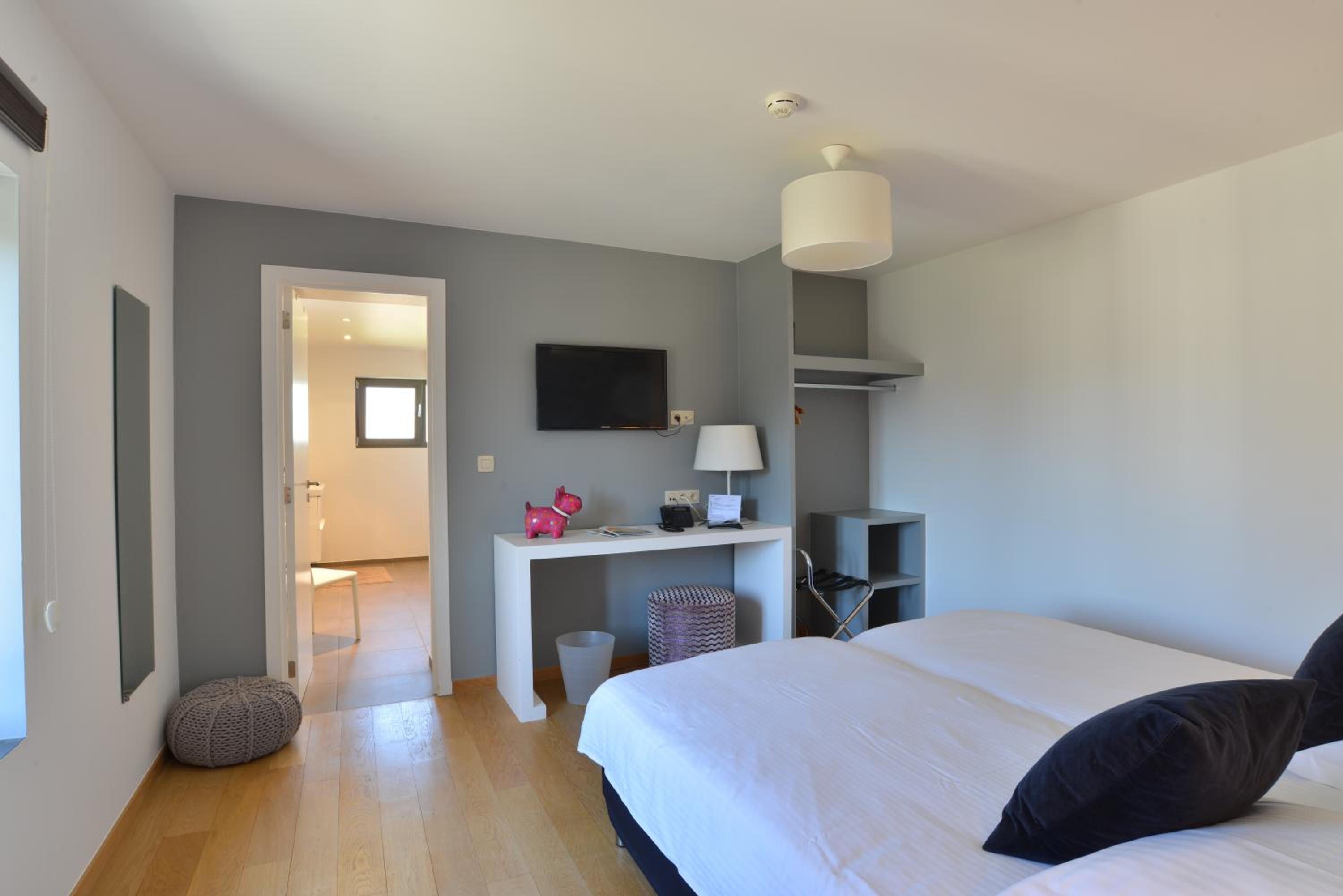 Double or Twin Room - Photo 1