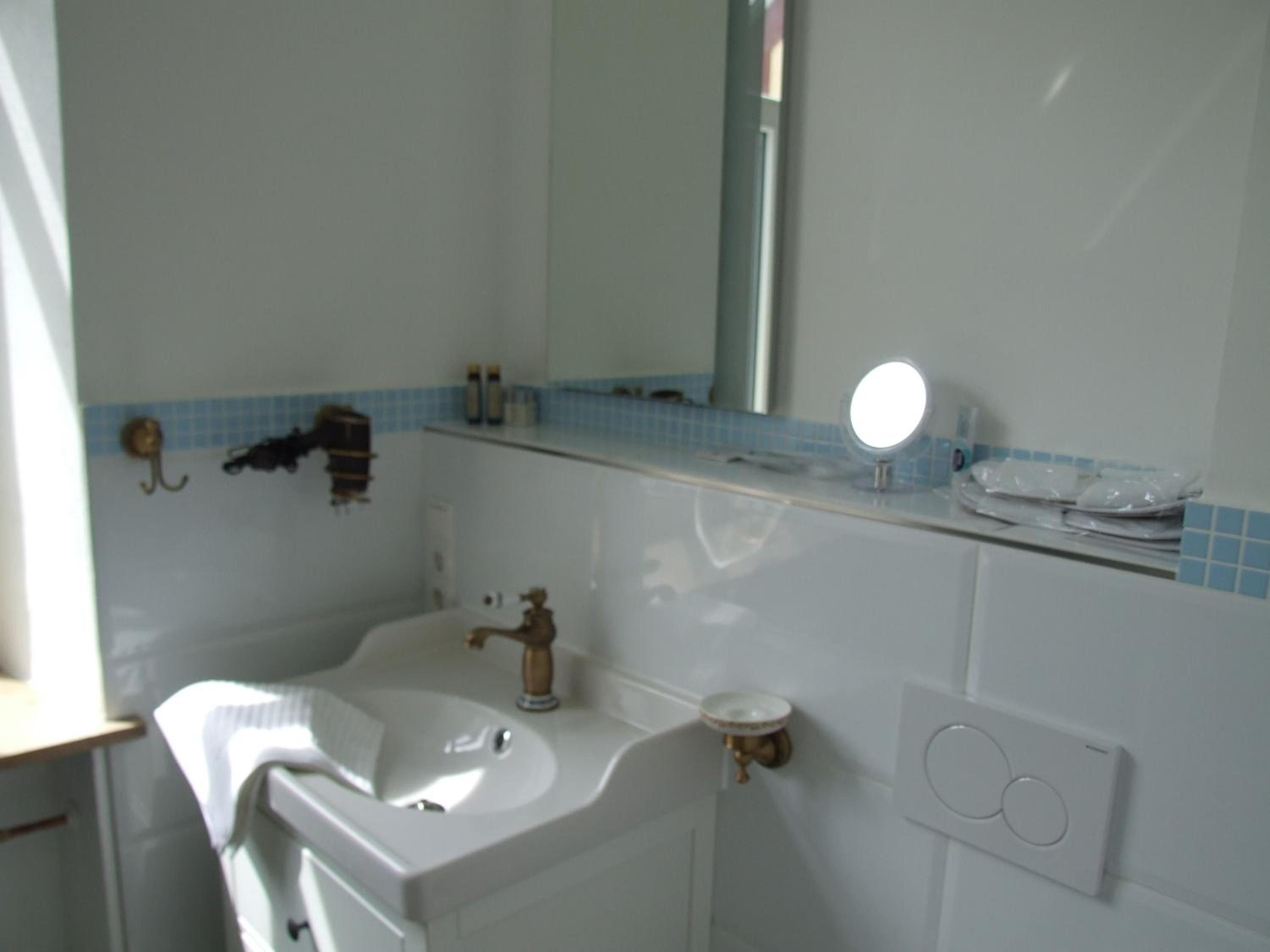 Family Room - Photo 4