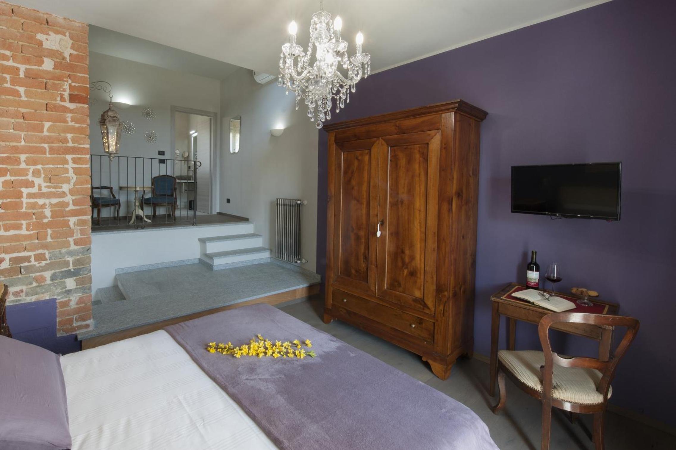 Double Room with Balcony photo 2