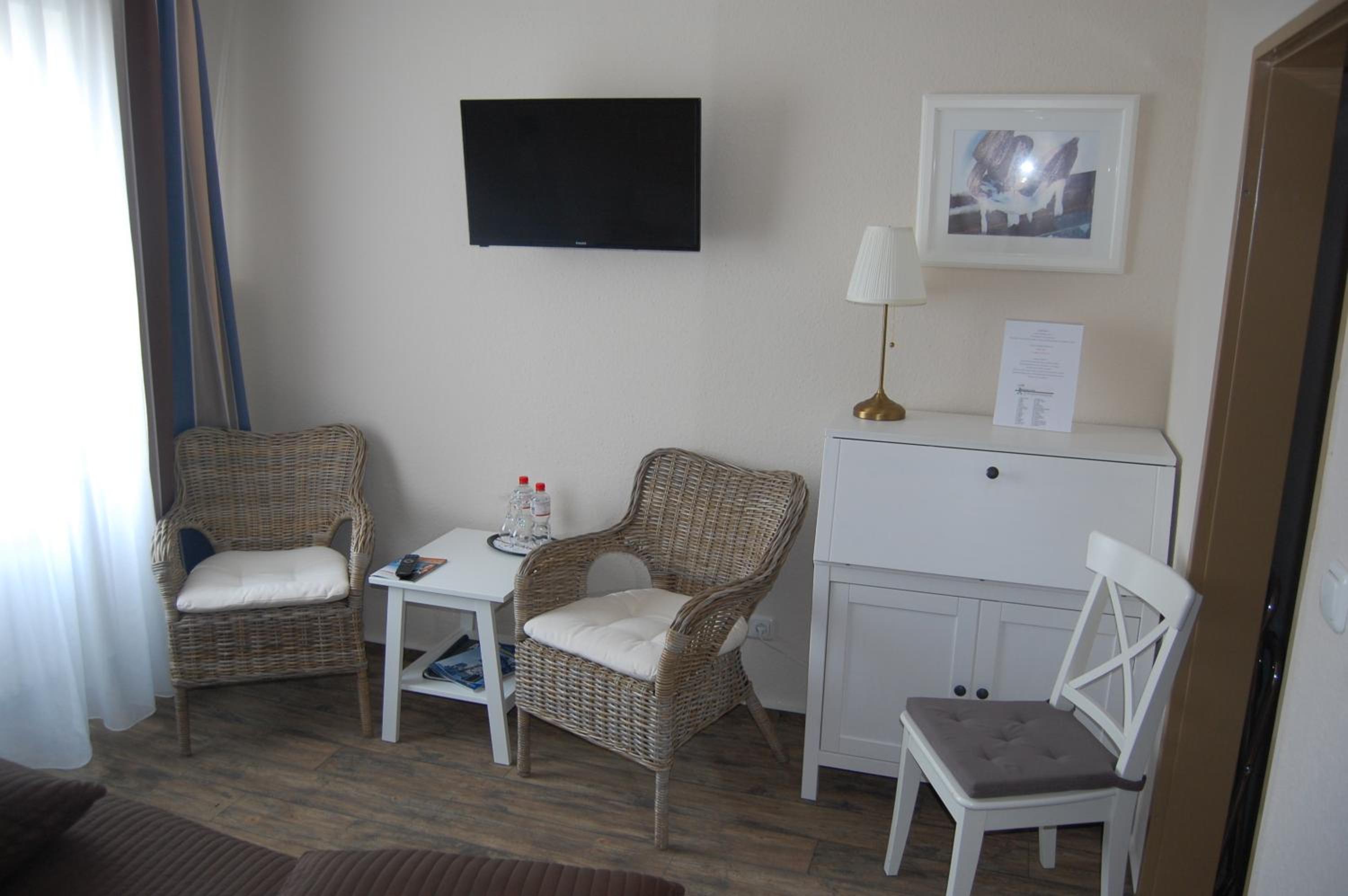 Double Room with Sea View photo 2