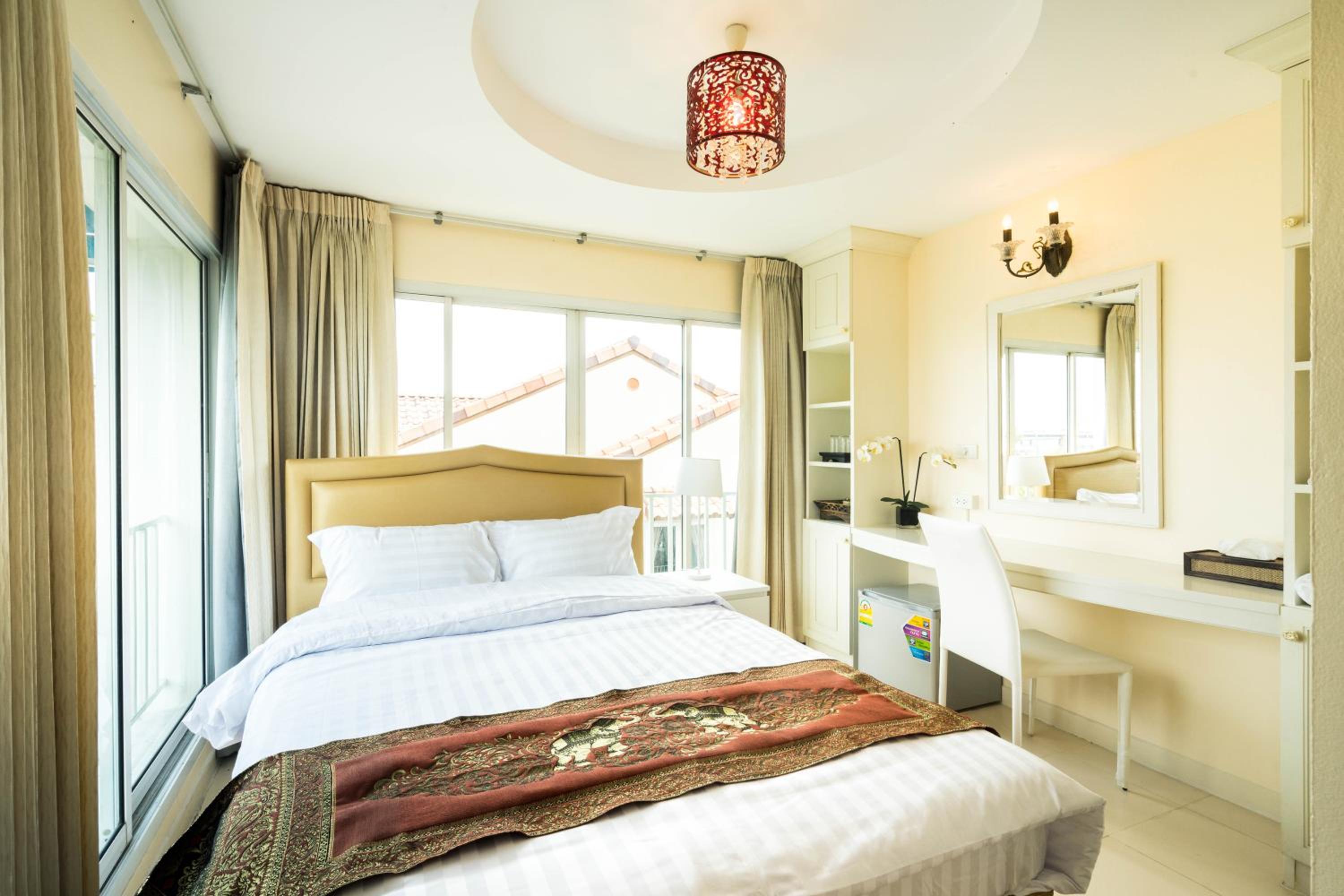Deluxe Double Room - Photo 4