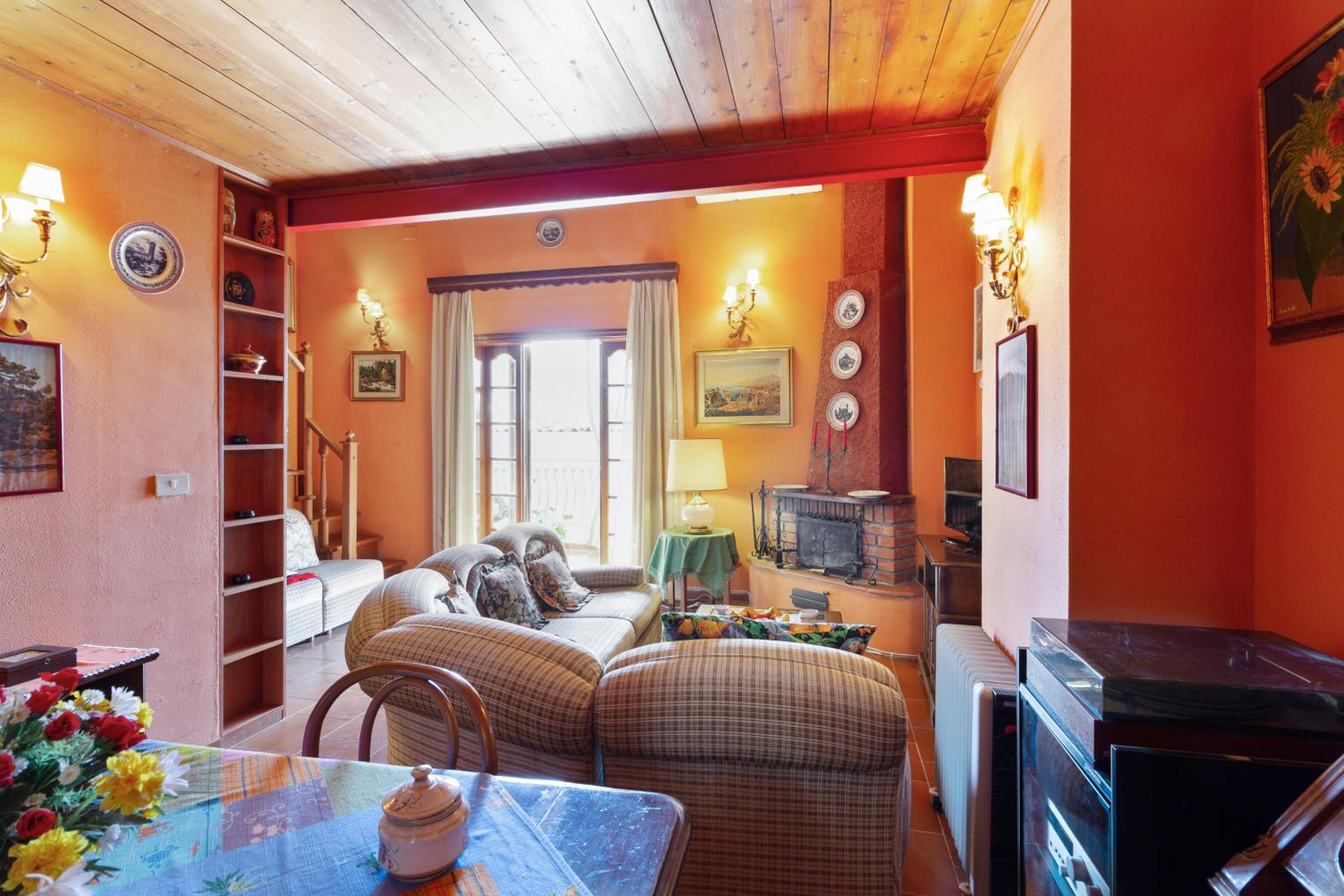 Apartment - Split Level