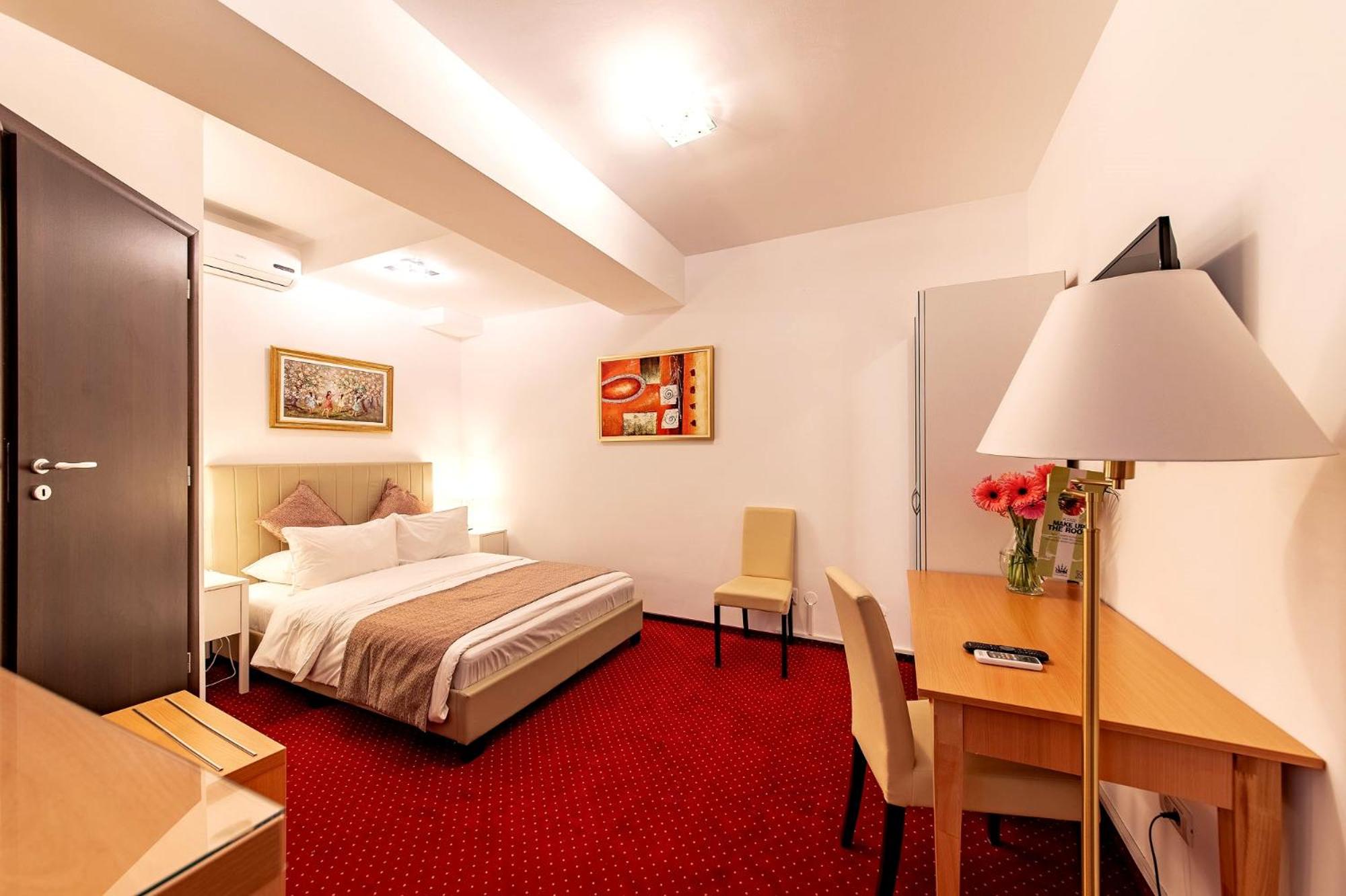 מלון בוקור אקומודיישן בוקרשט — Economy Double Room