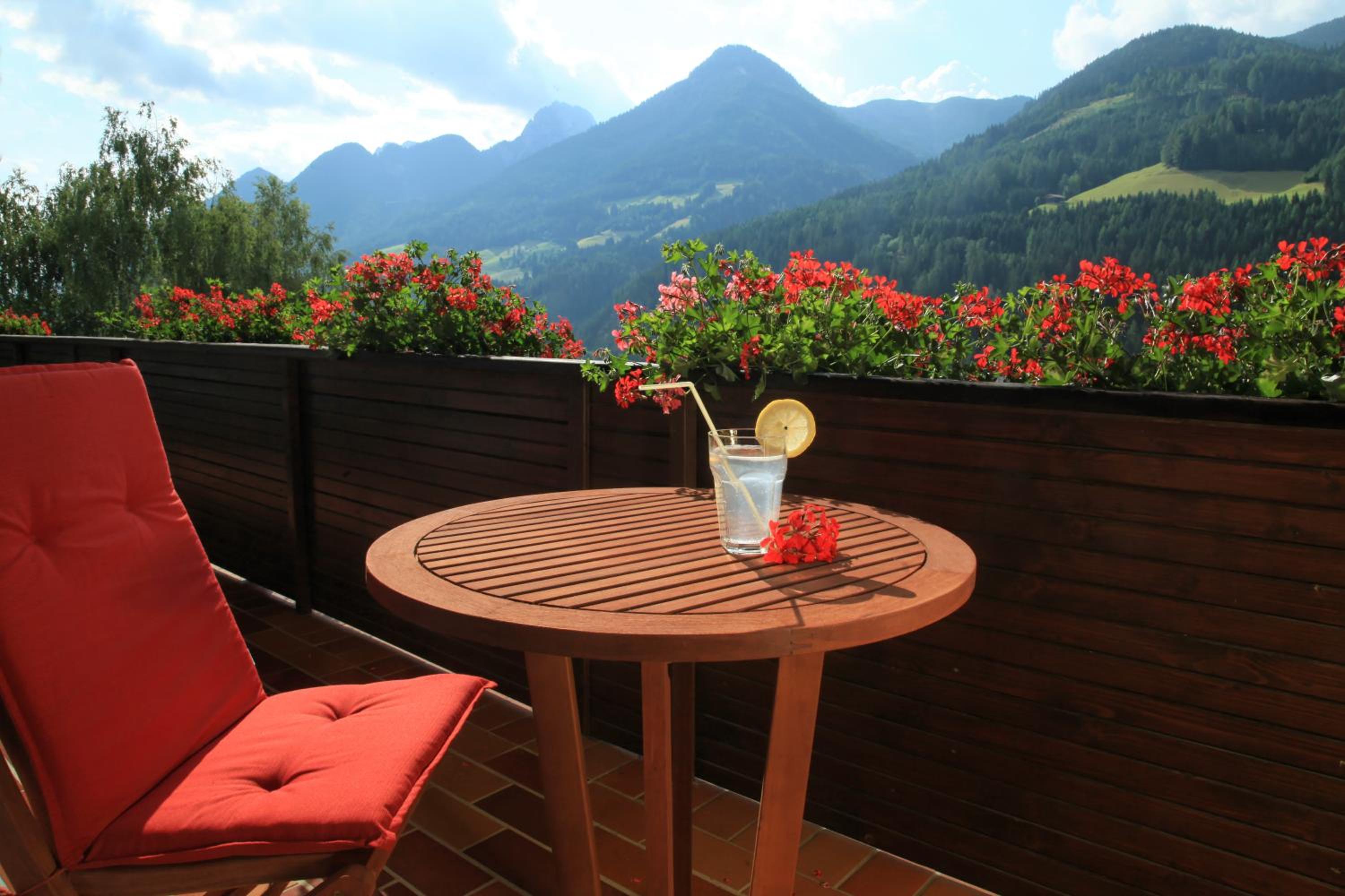 Studio with Balcony photo 3