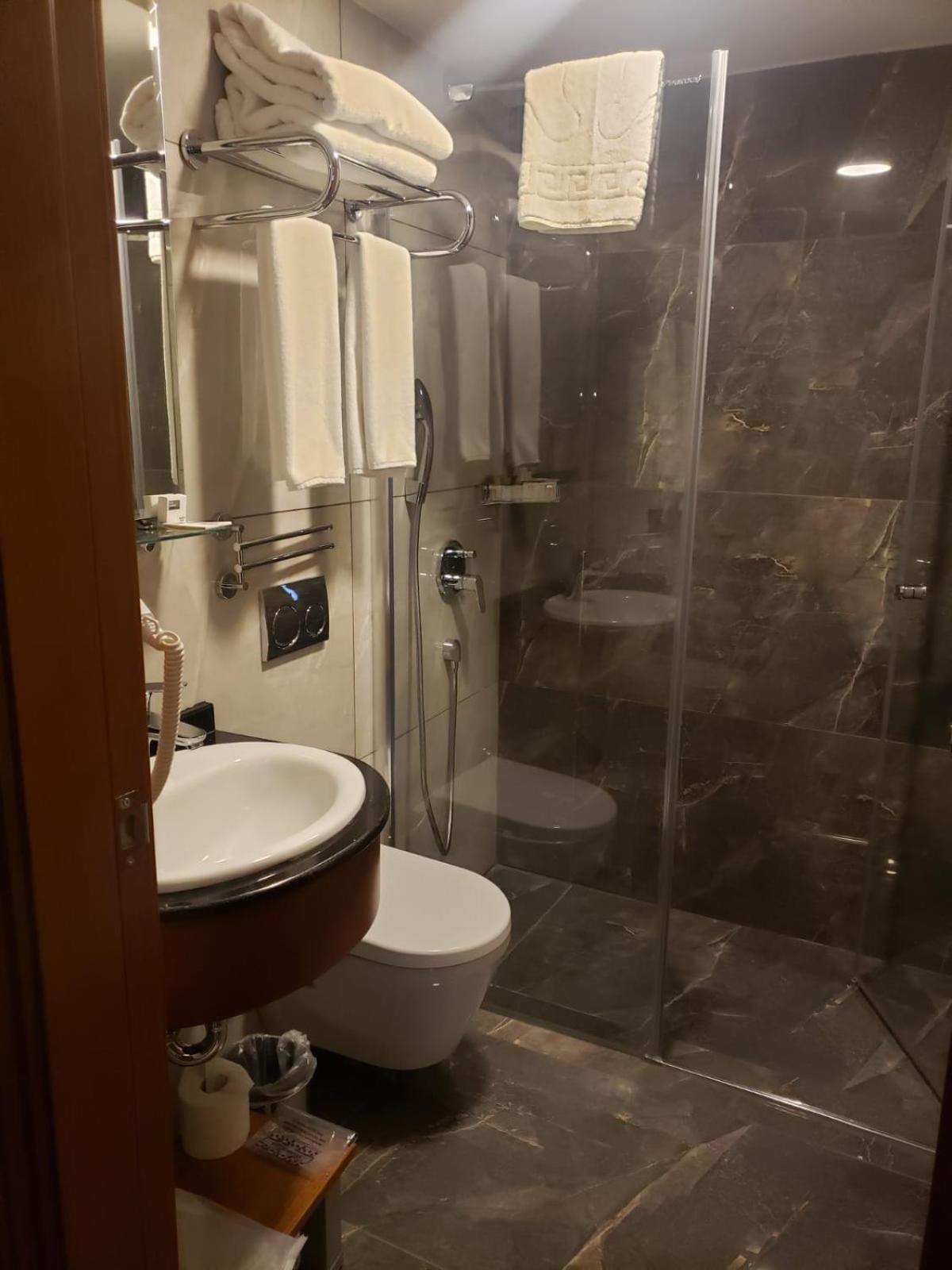 Budget Single Room photo 2