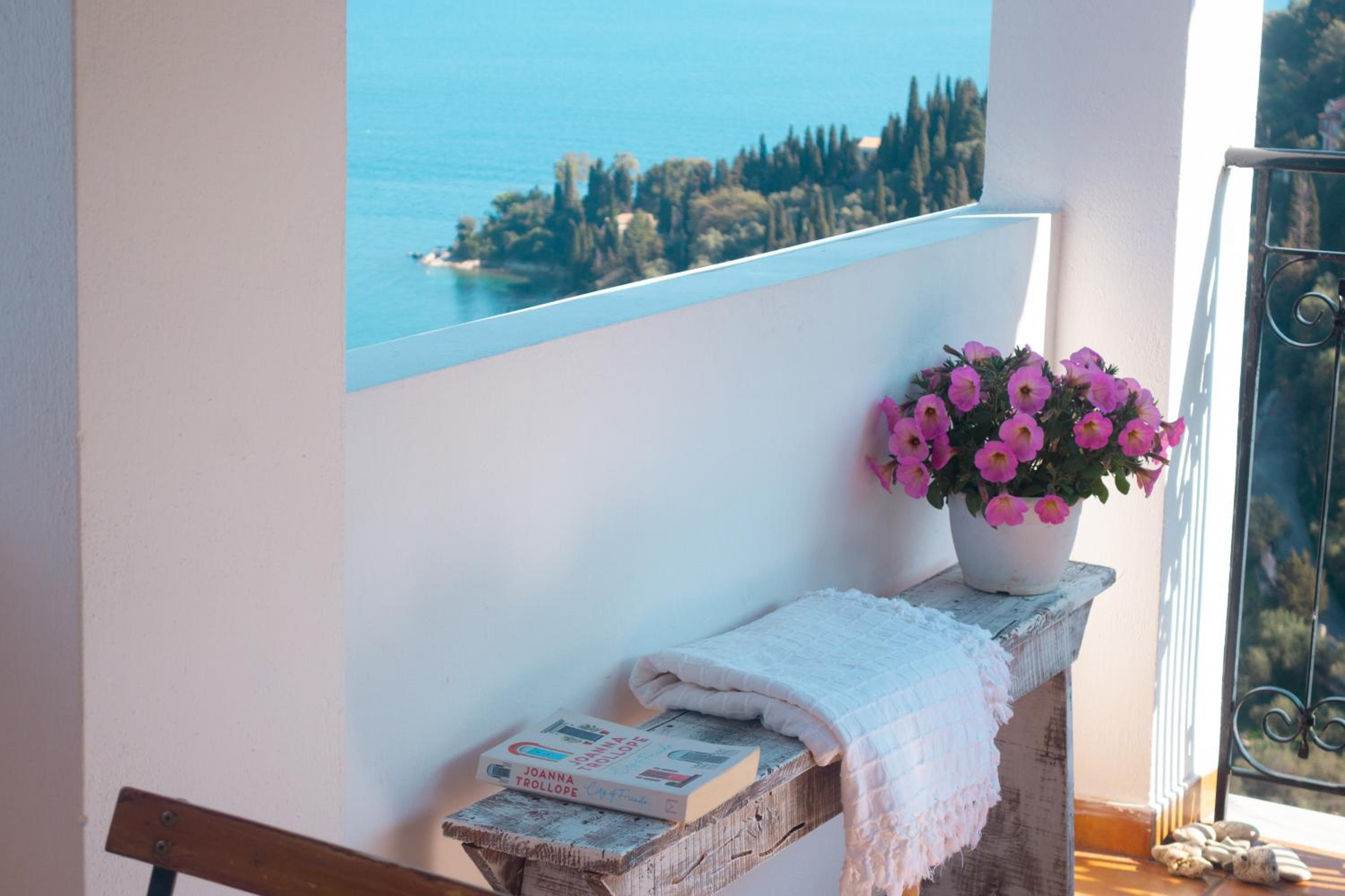 Two-Bedroom Villa photo 3
