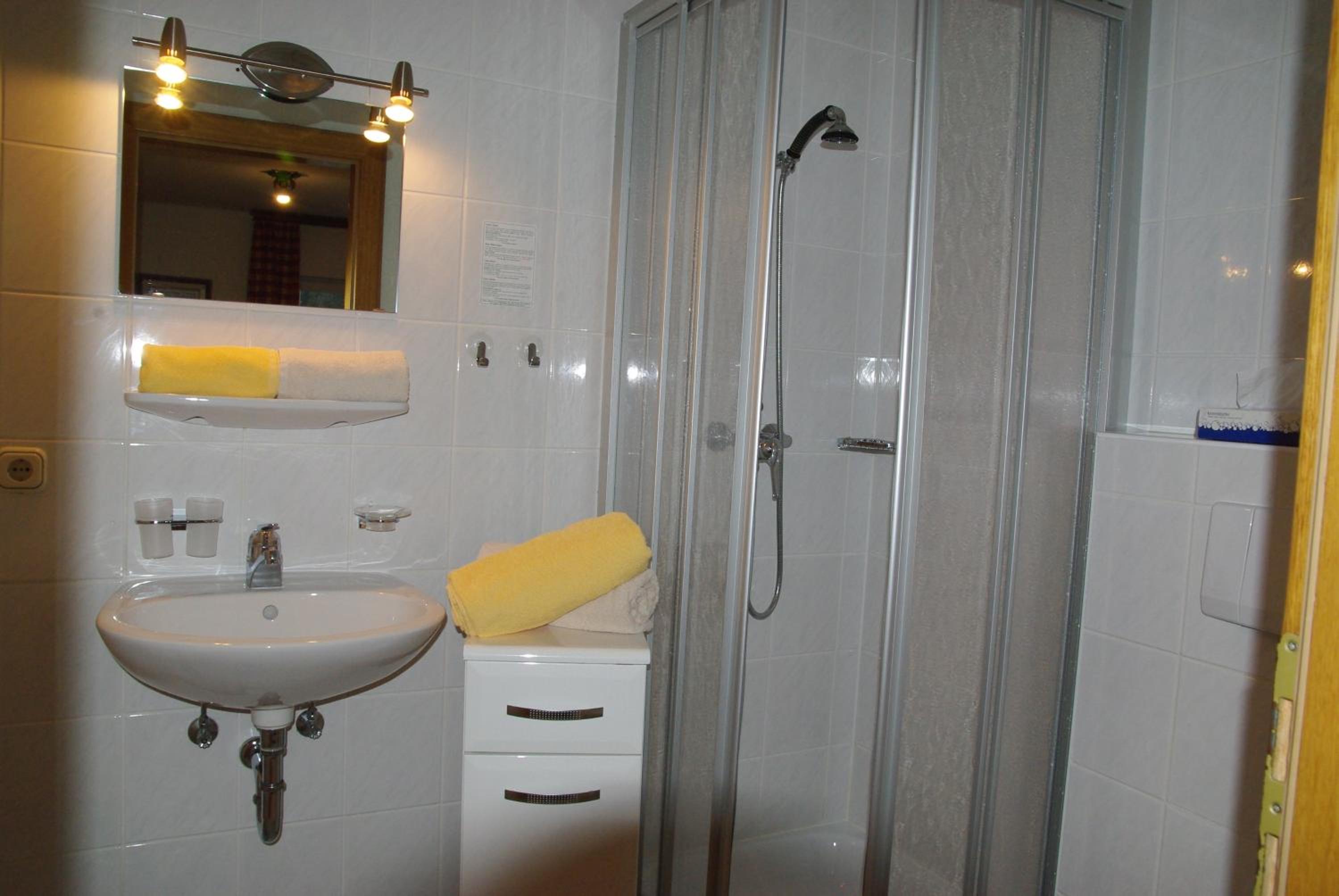Basic Triple Room - Photo 6