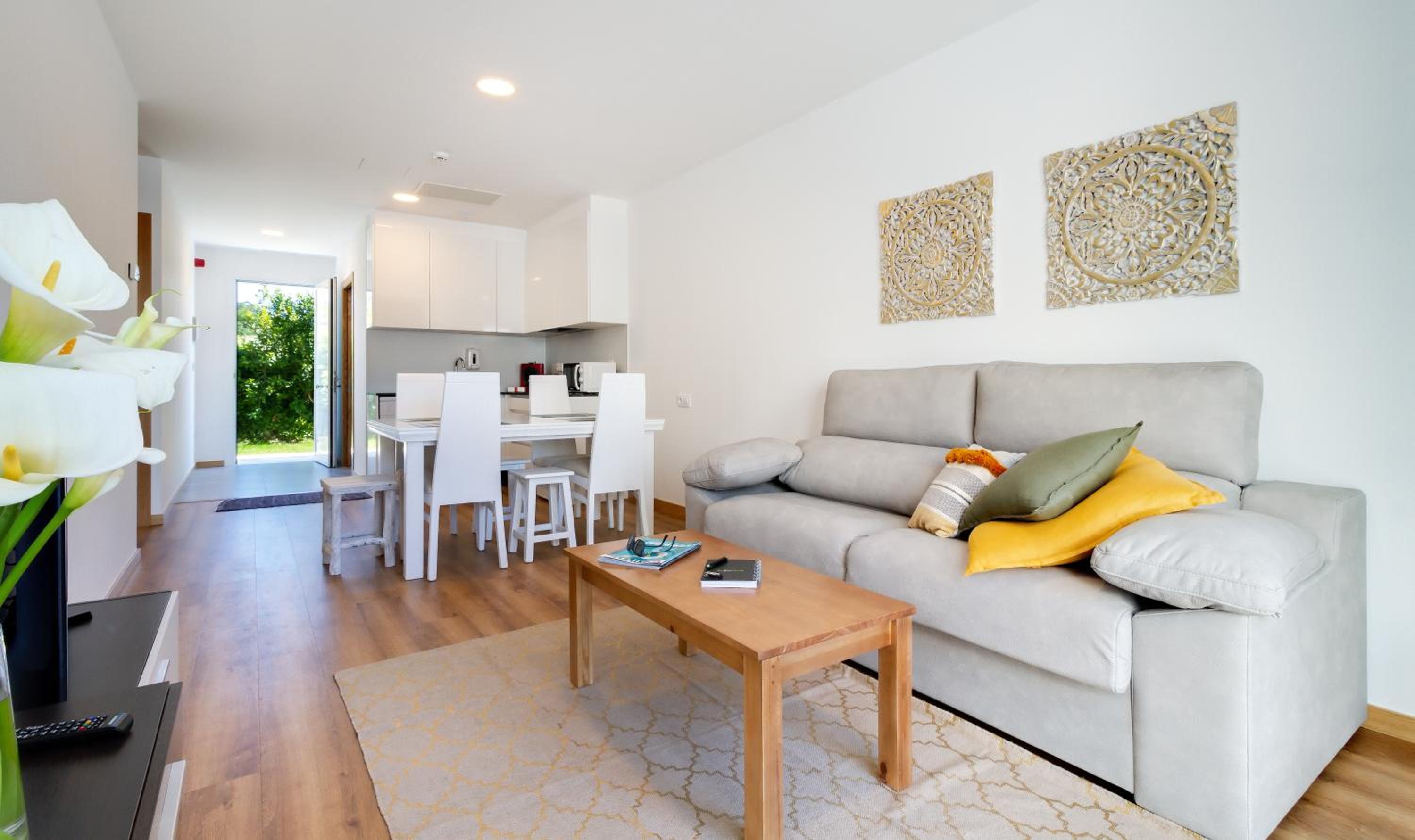 Two-Bedroom Apartment - Photo 4