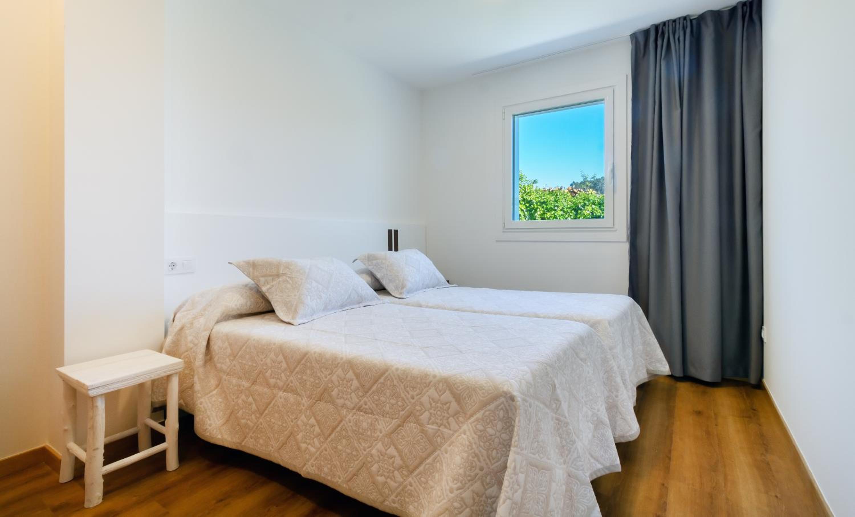 Two-Bedroom Apartment - Photo 3