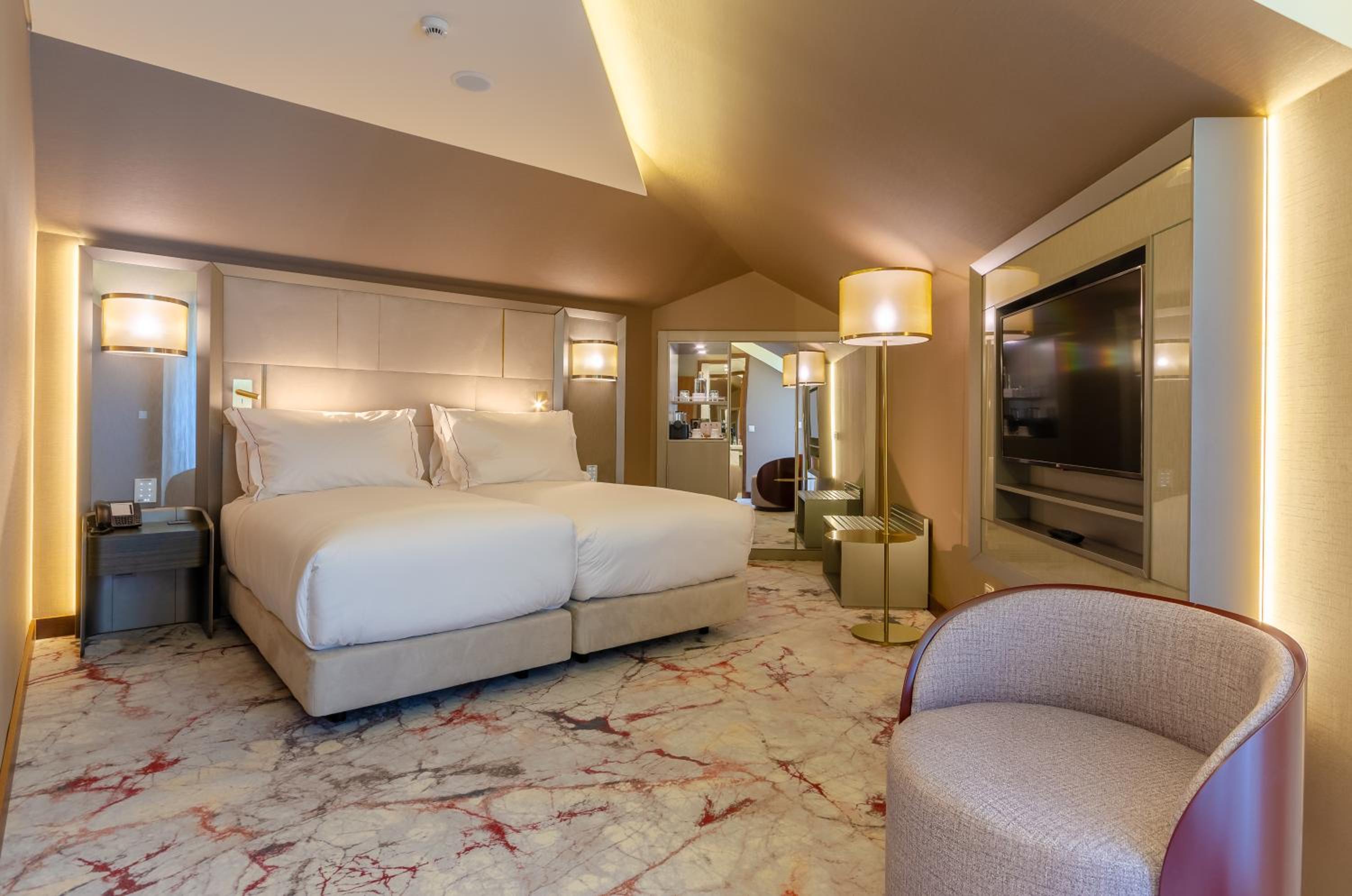 Family Suite - Photo 1