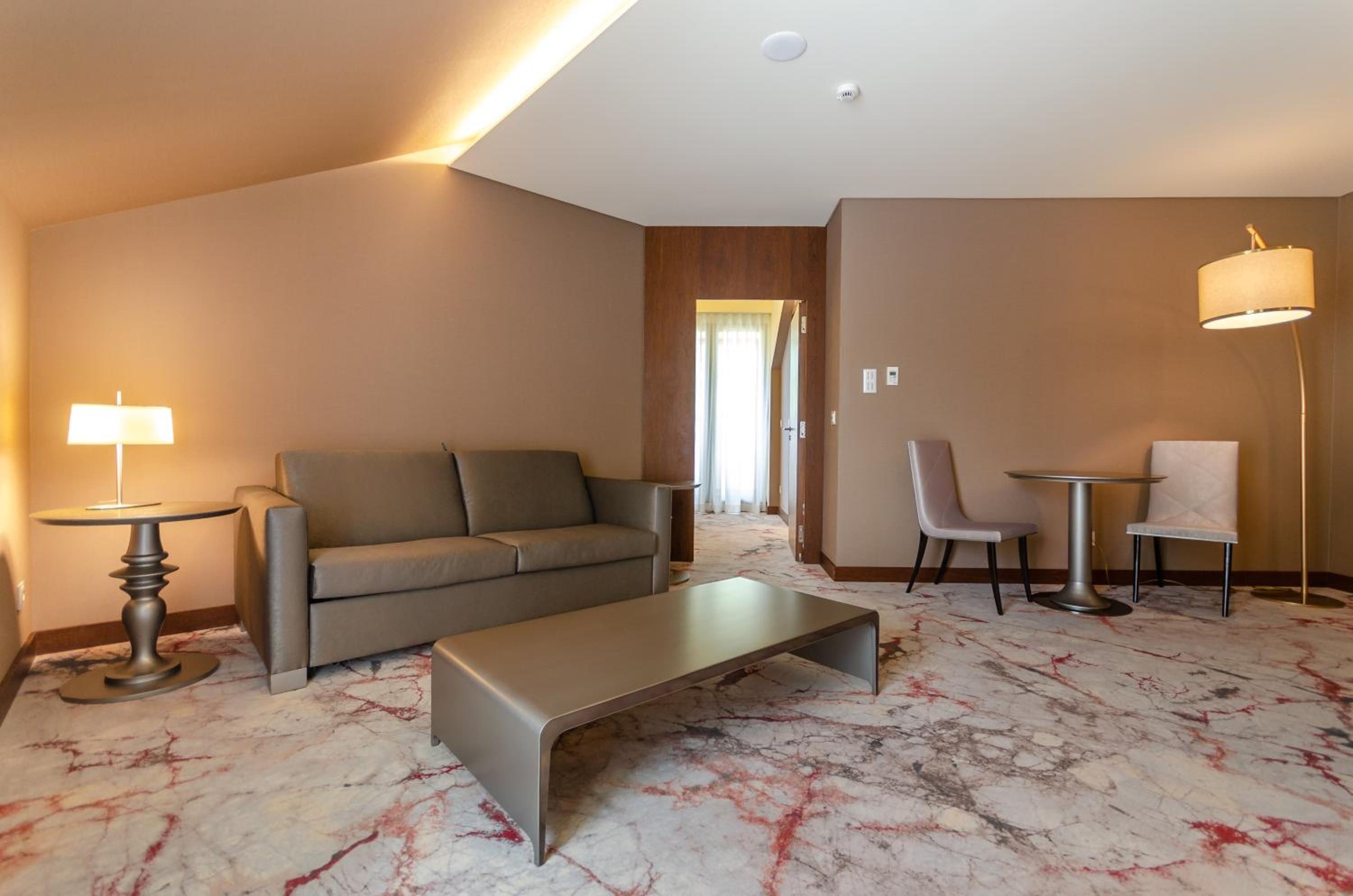 Family Suite - Photo 5