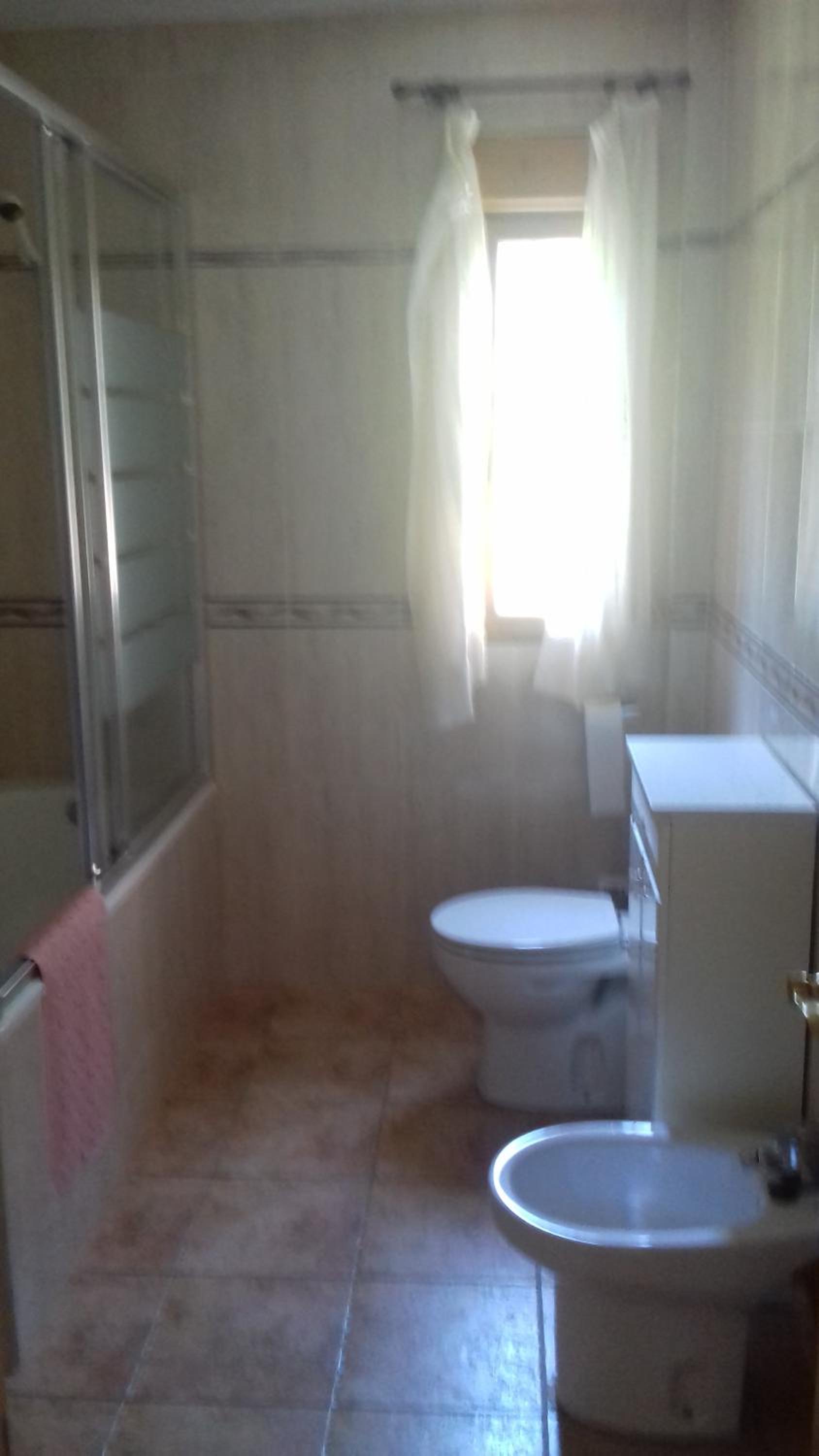 Four-Bedroom House - Photo 6