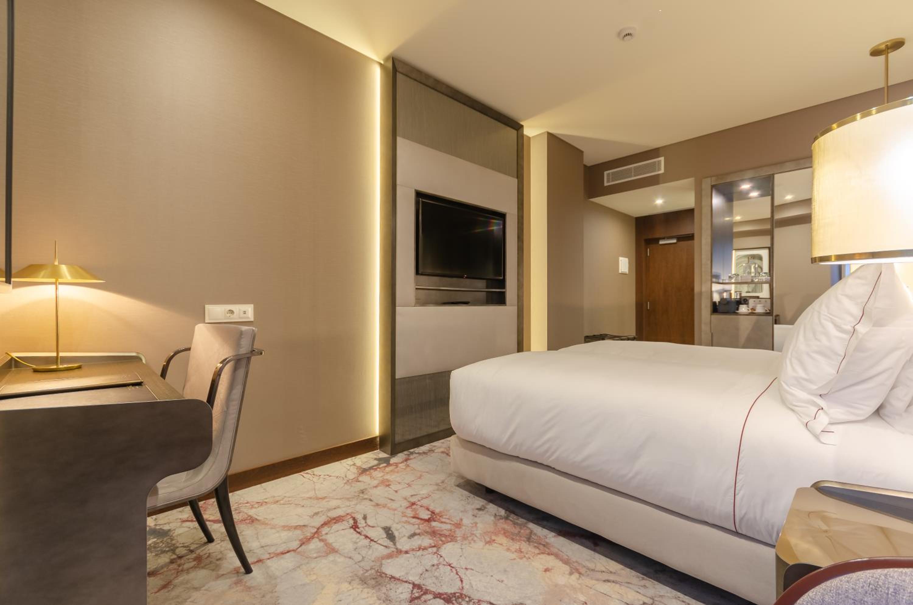 Superior Double Room - Photo 6