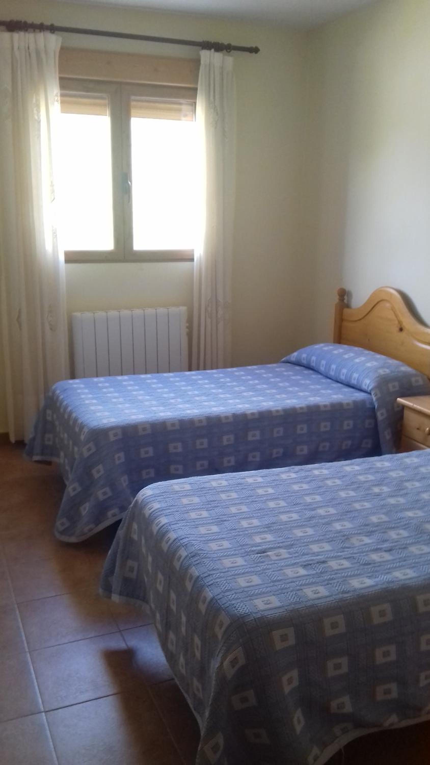 Four-Bedroom House - Photo 14