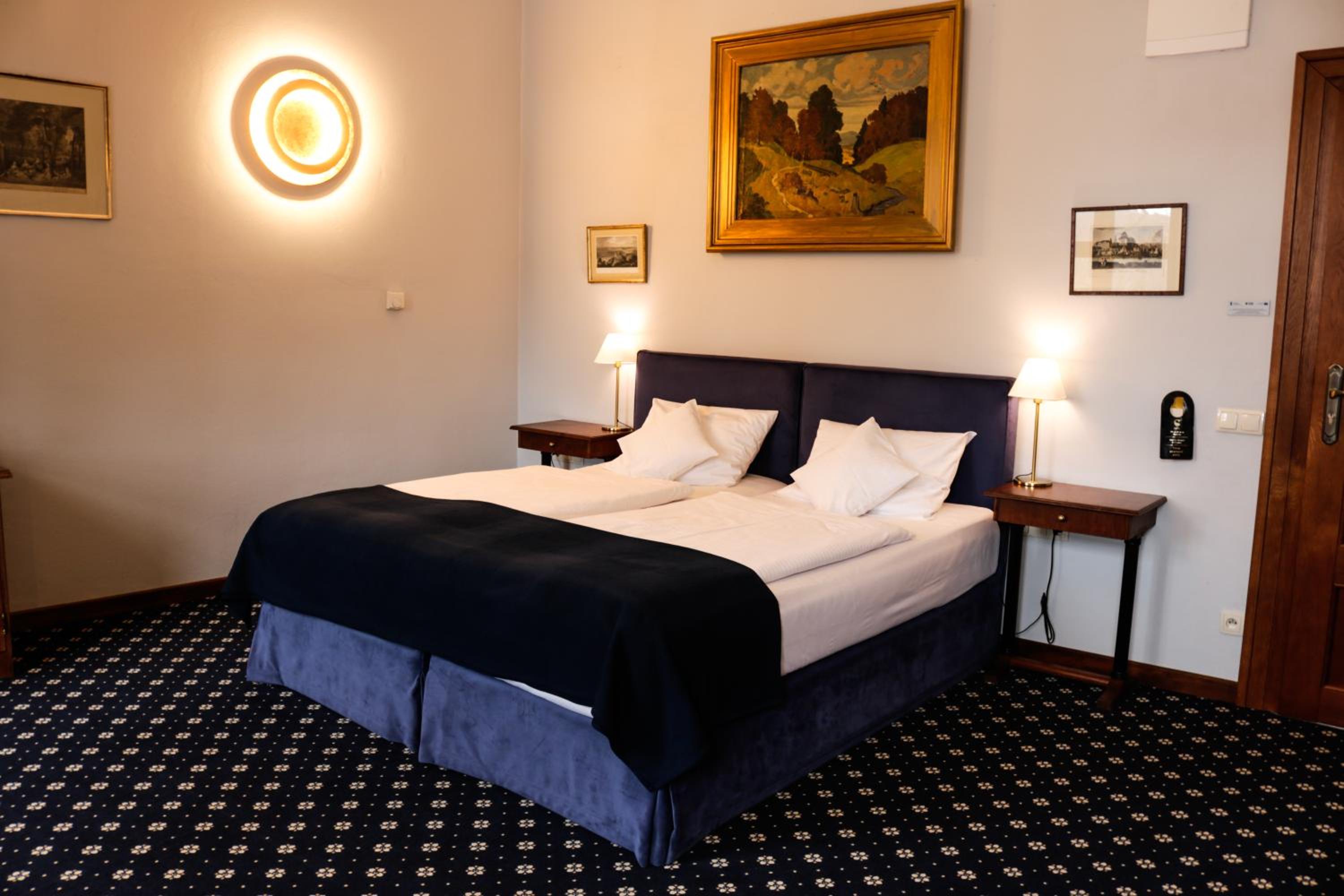 Double Room - Photo 2