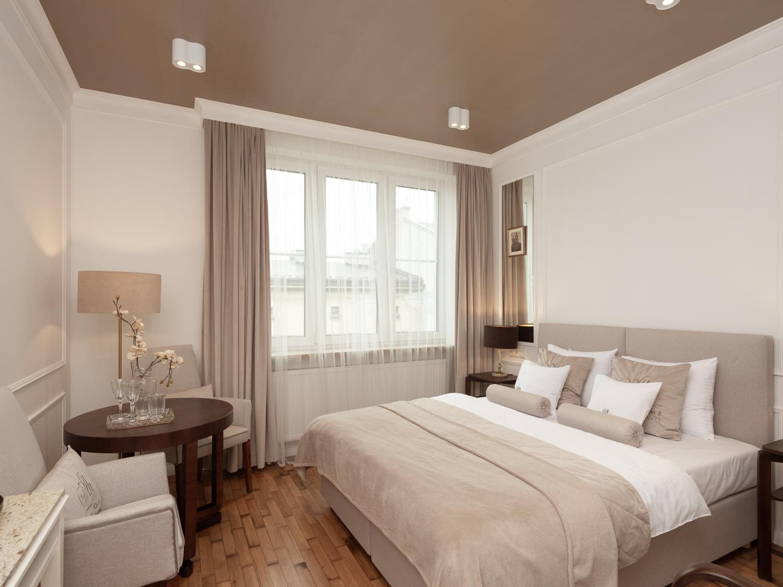 Premium Apartment - 4th Floor