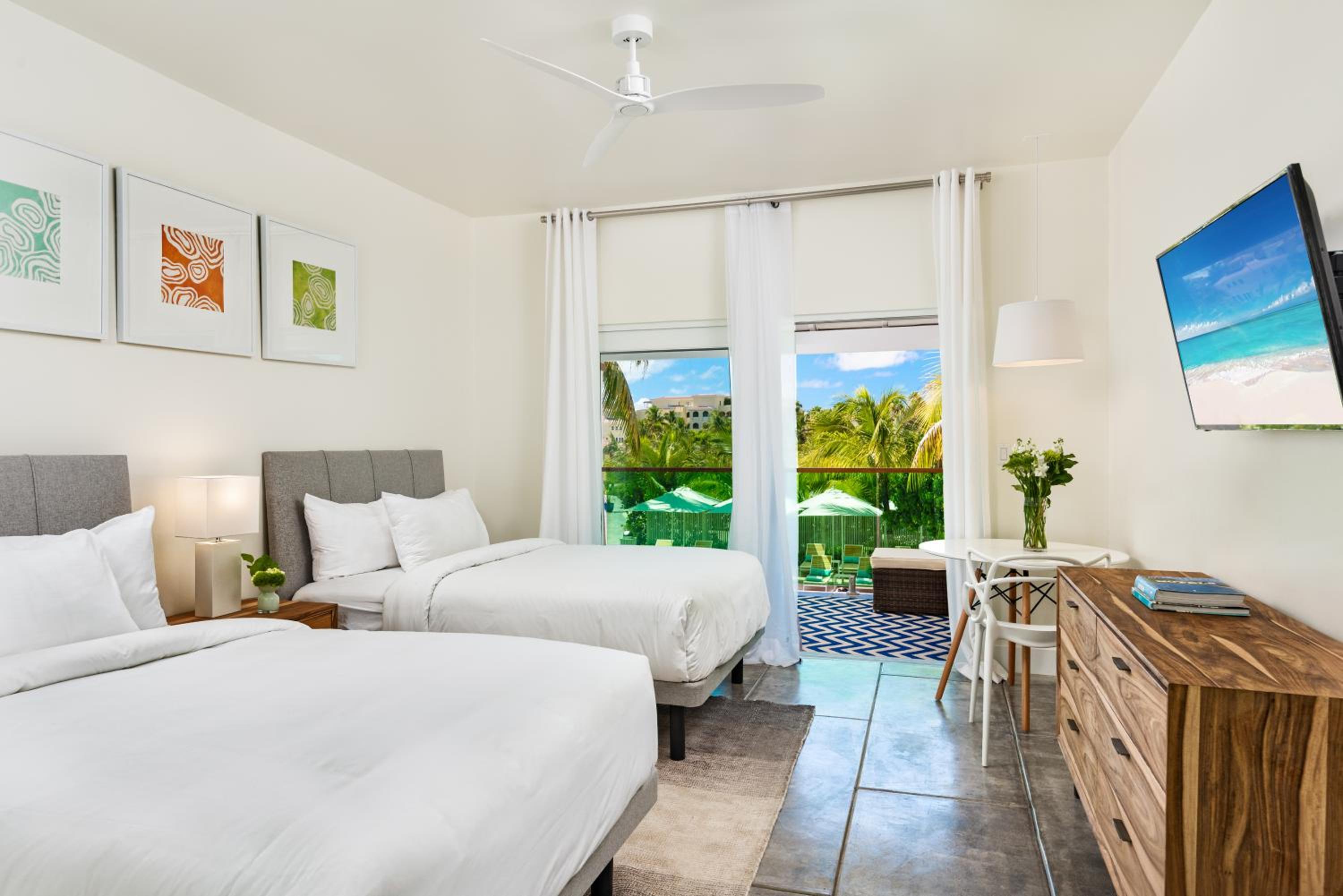 Double Room with Pool View