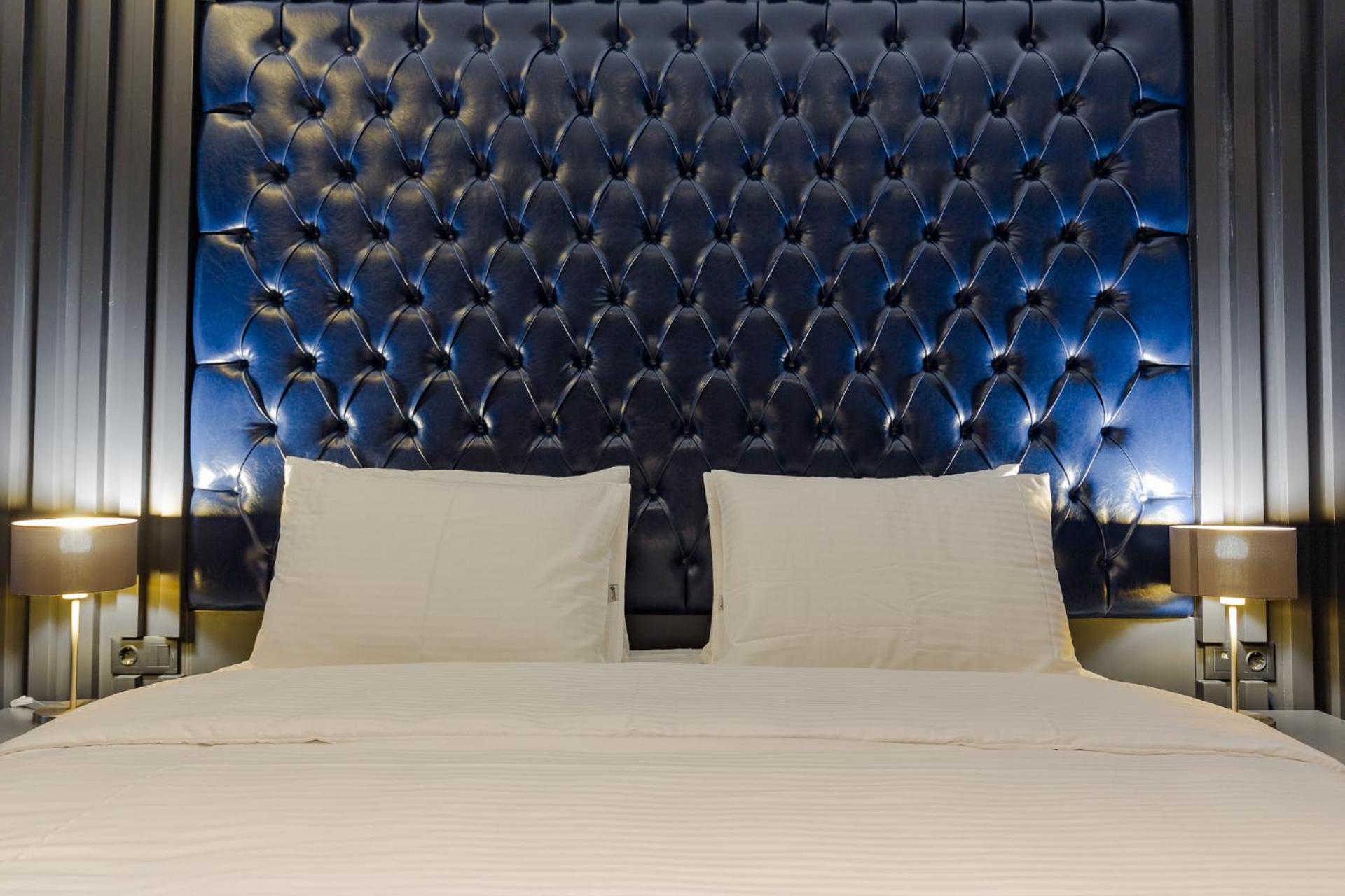 מלון טאפי רוז׳ דיזיין בוטיק בטומי — Deluxe Double Room