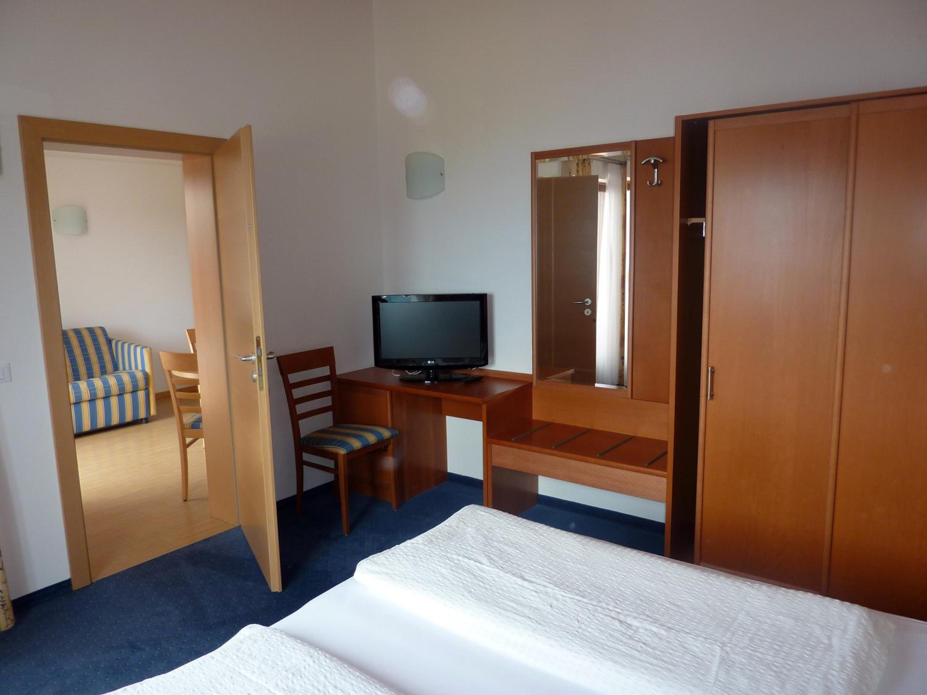 Suite with Balcony photo 2