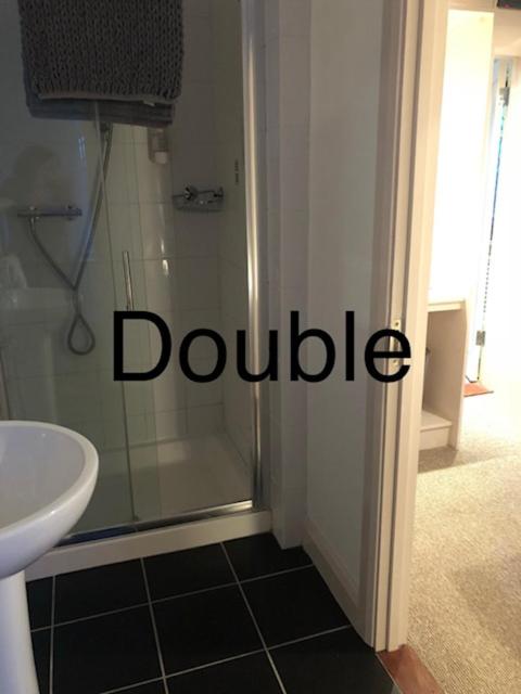 Economy Double Room photo 1