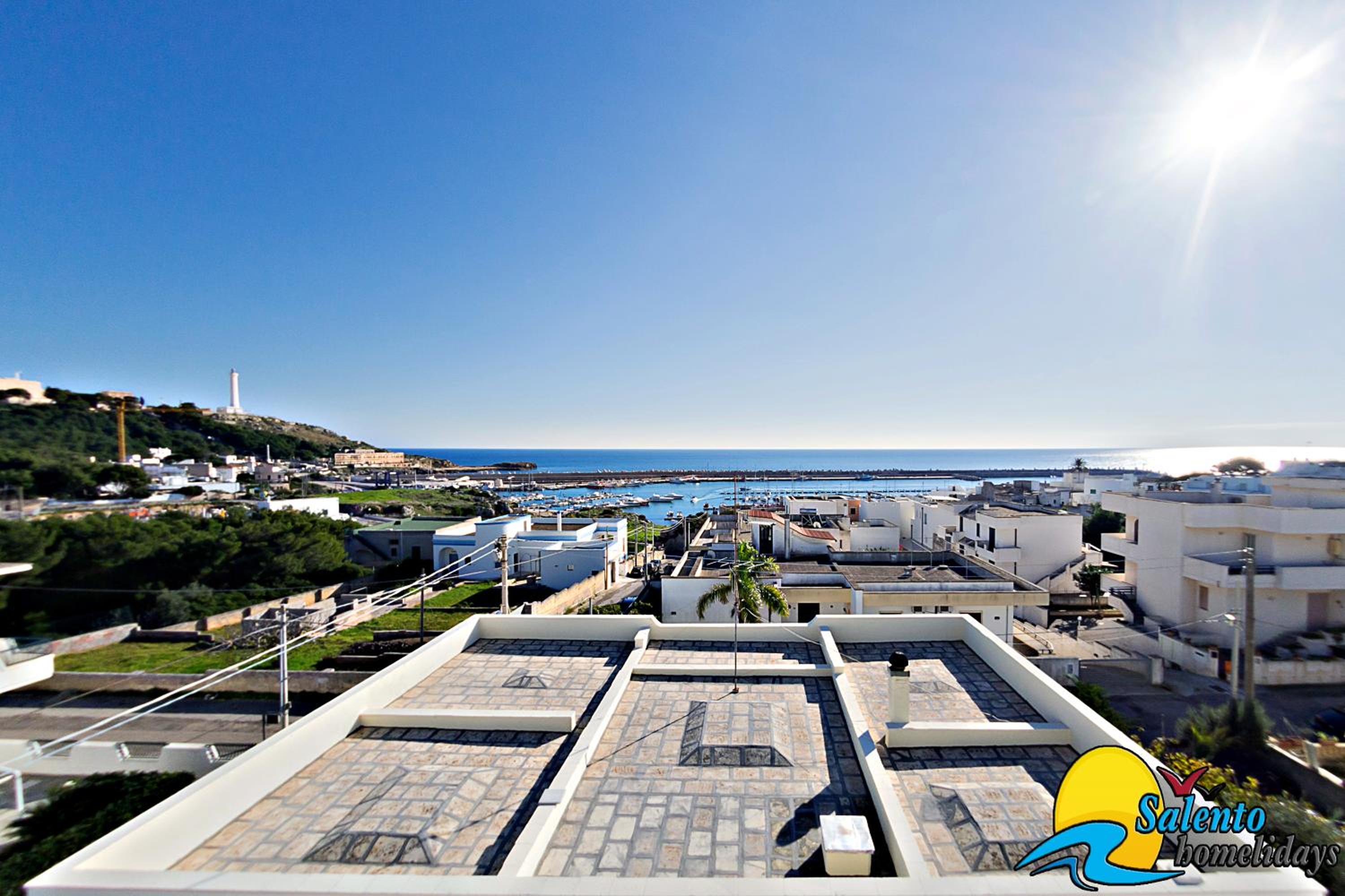 Apartment With Sea View photo 2