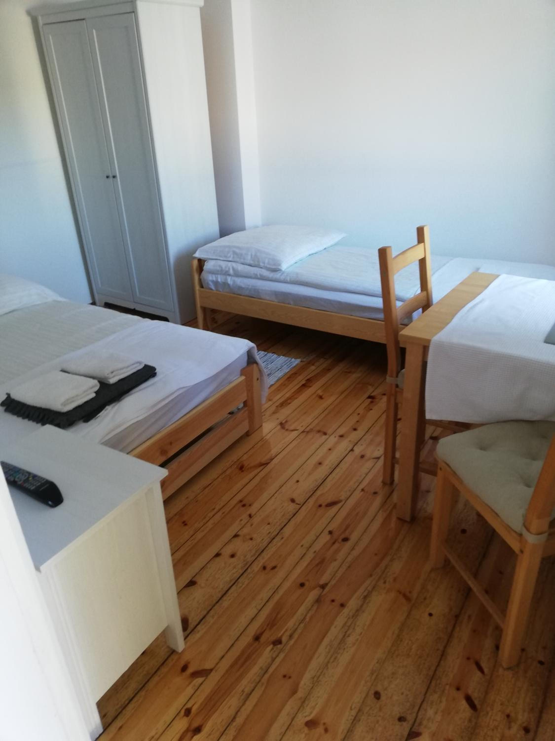 Basic Triple Room with Shared Bathroom photo 1